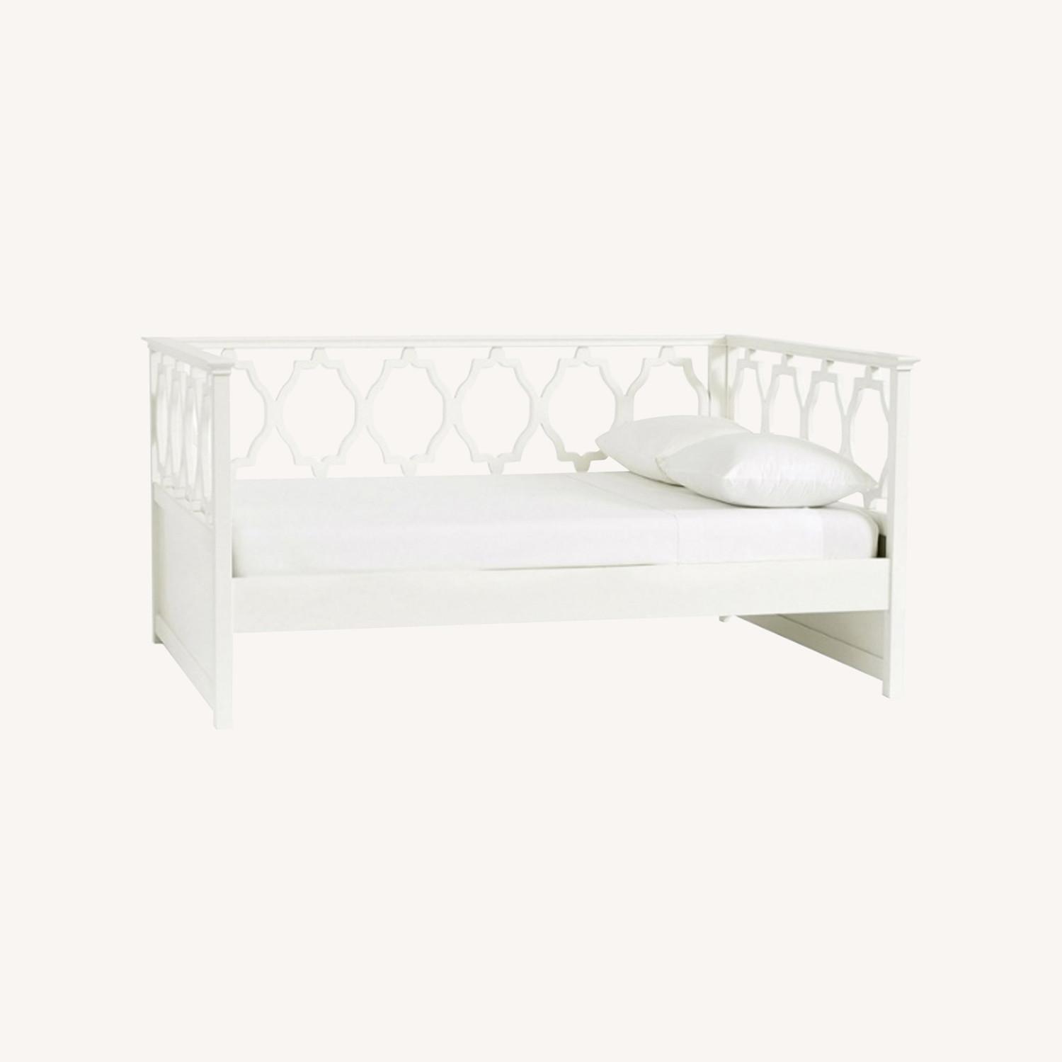Pottery Barn Teen Elsie Full Daybed With Trundle - image-0