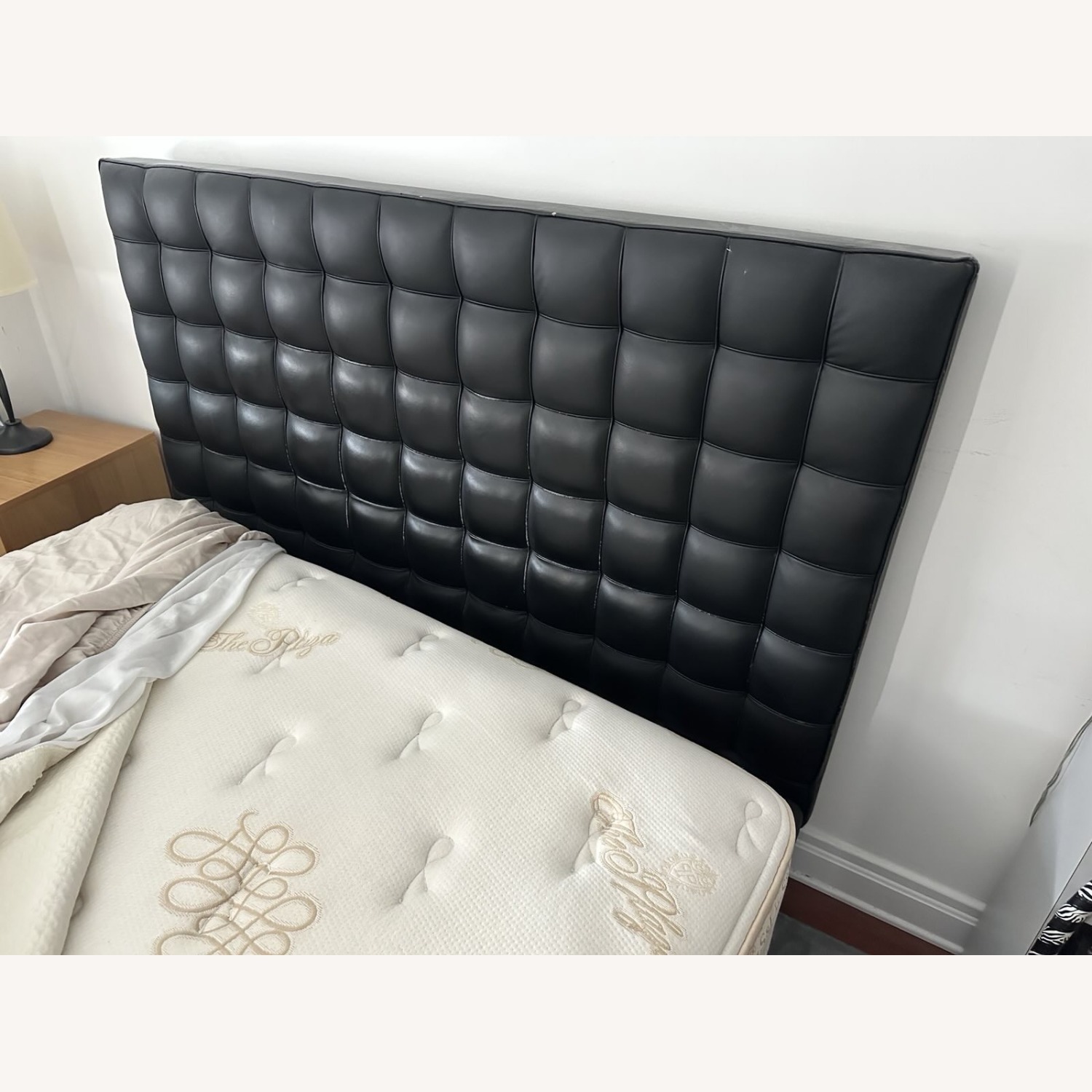 Domus Queen Bed Black Leather Headboar - image-3