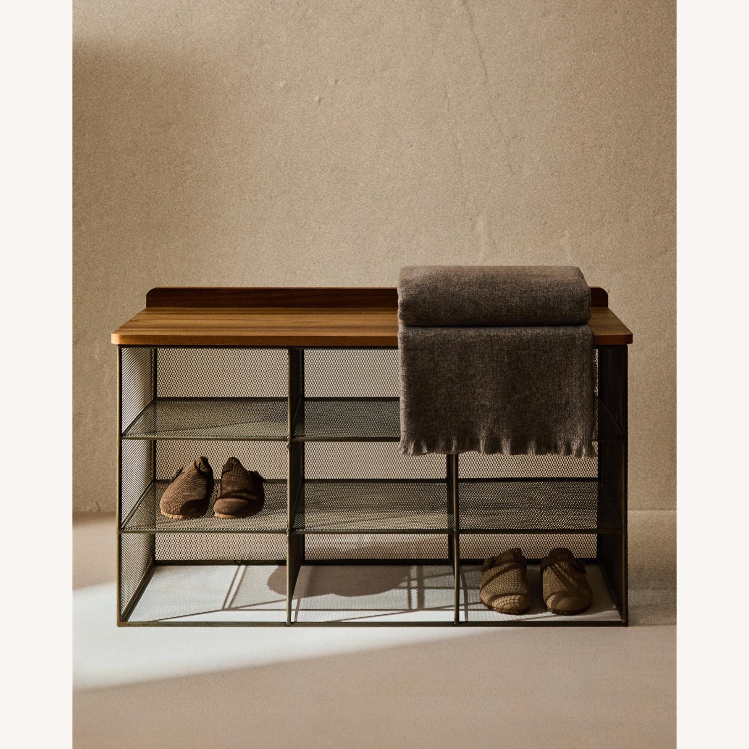 Zara Home Metal and Wood Bench/Shoe Storage - image-4