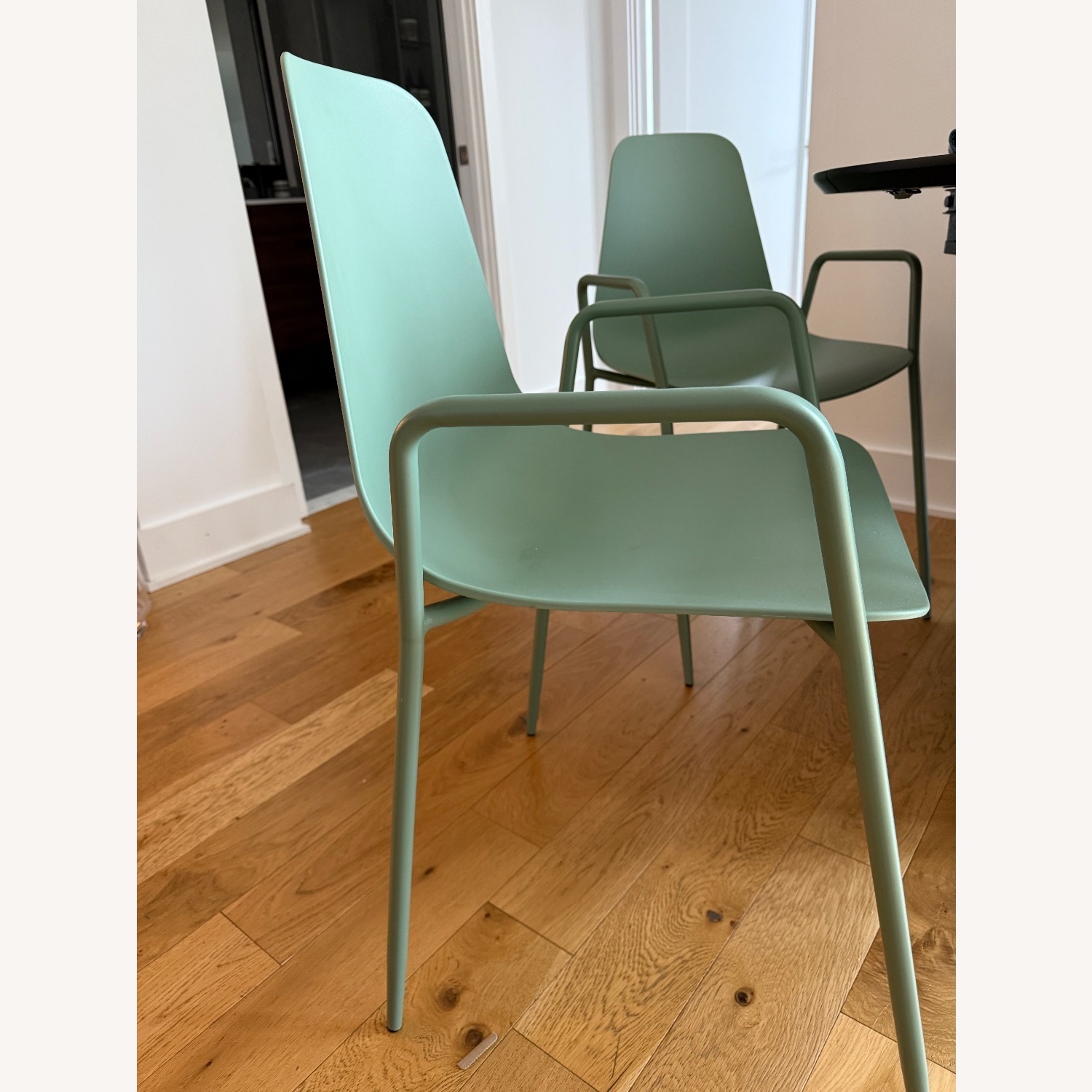 Article Svelti Green Plastic Dining Chairs - image-2