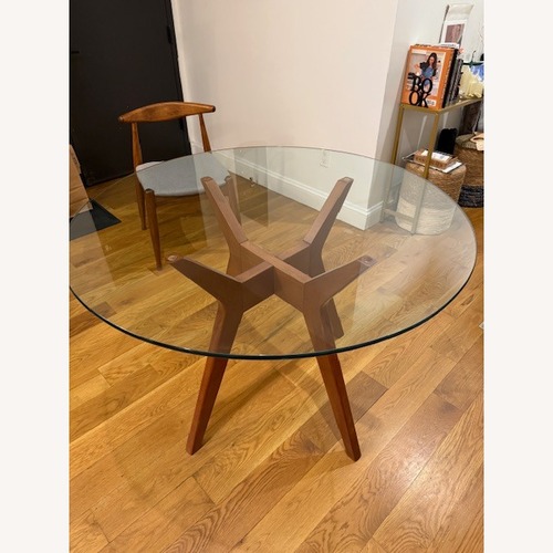Used West Elm Jensen Round Dining Table for sale on AptDeco