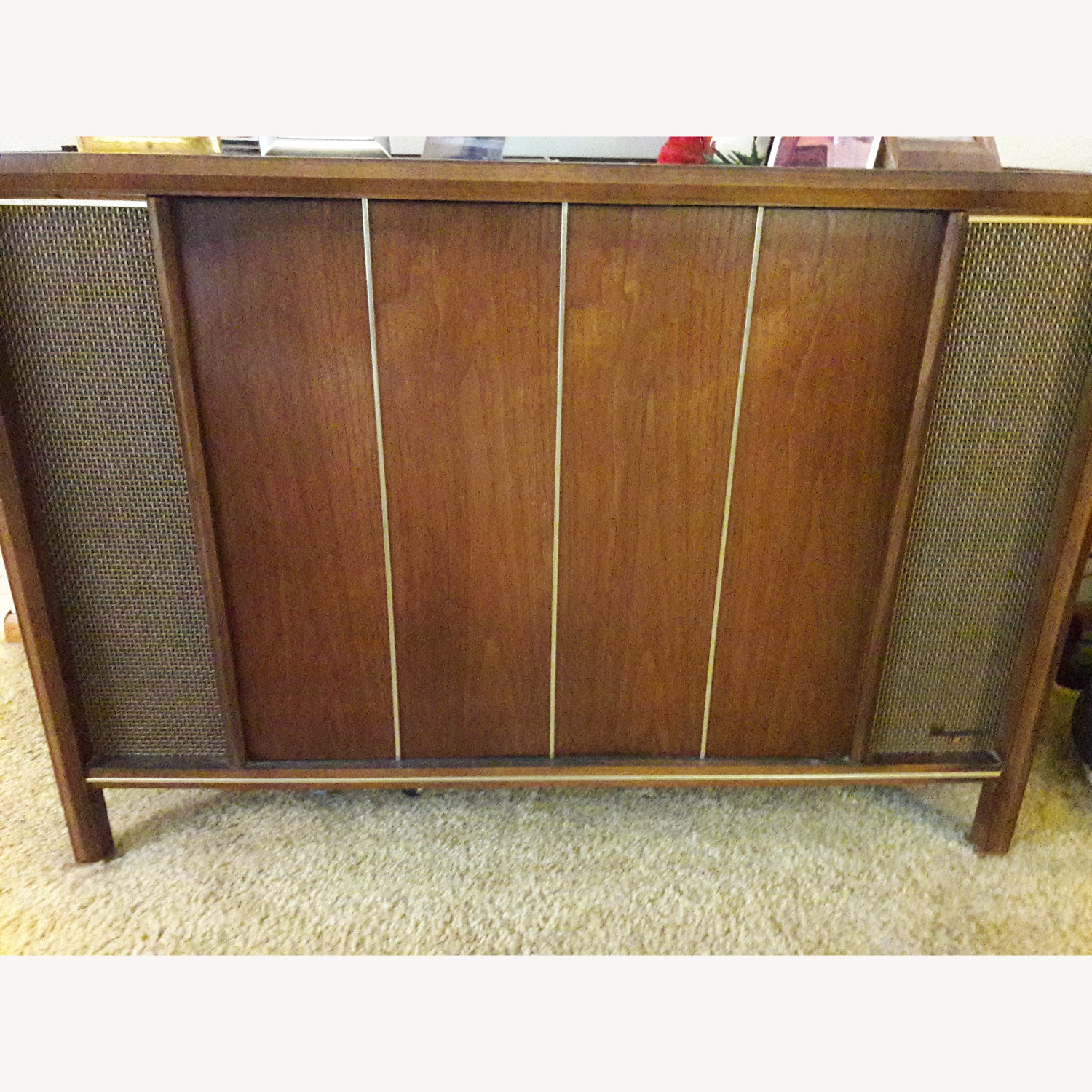 Magnavox 1961 Stereo Console - image-1