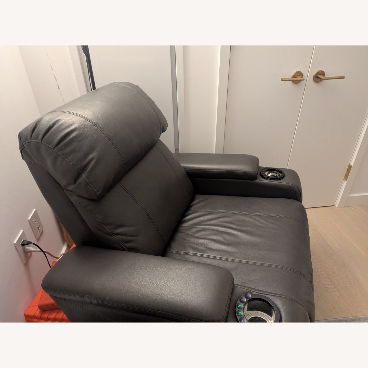 Raymour & Flanigan Matrix Home Theater Power Recliner - image-3