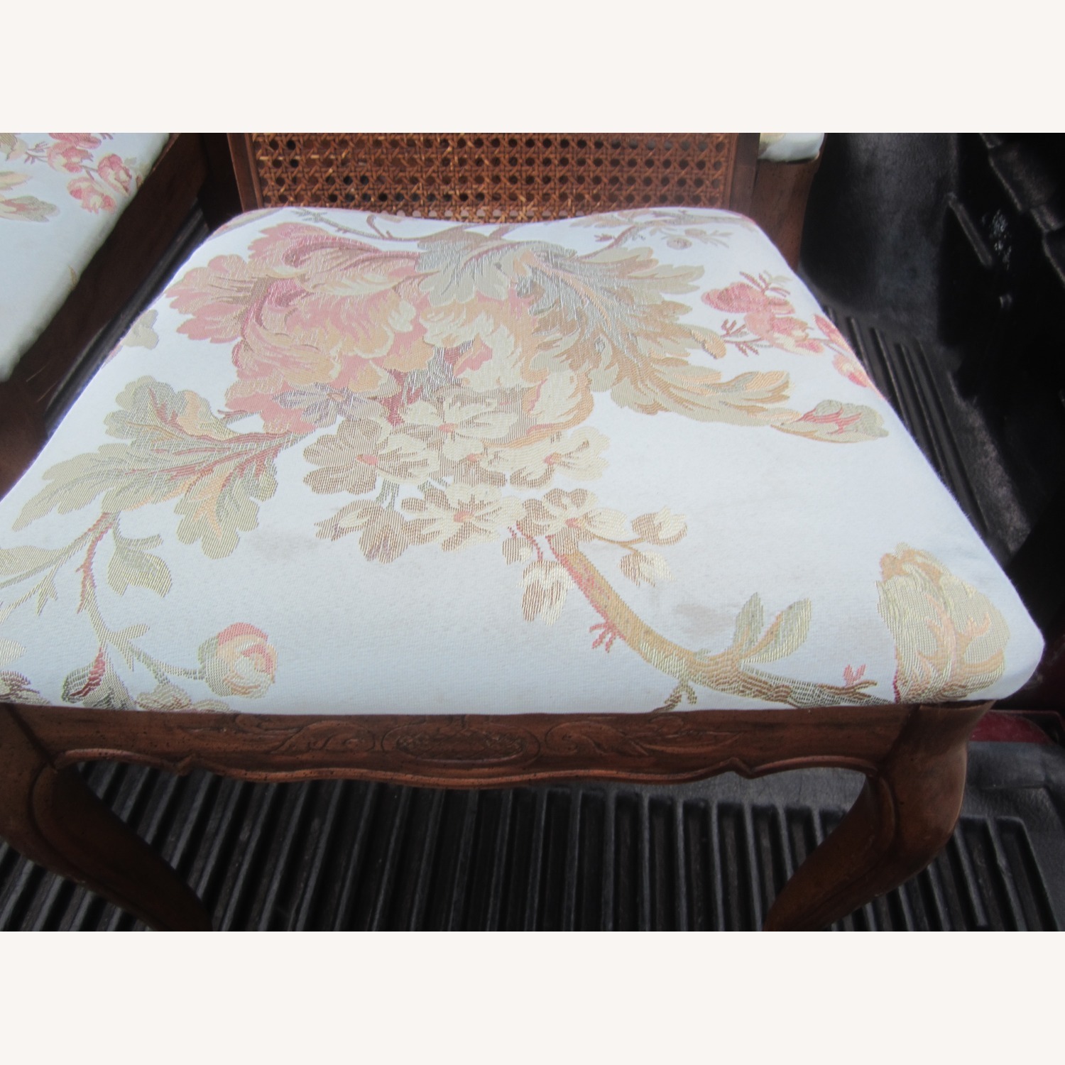 Vintage 6 Wood Dining Chairs with Floral Seat - image-3