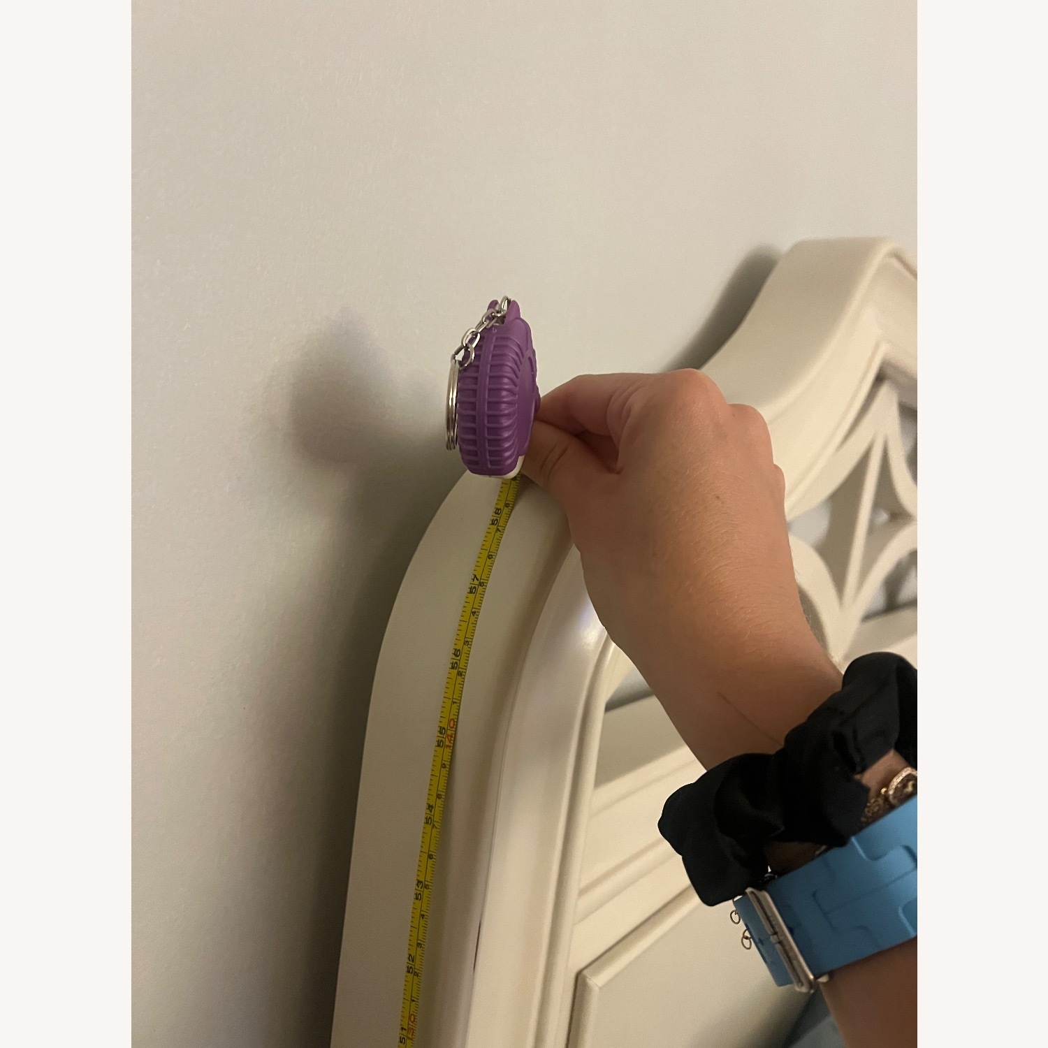 Bob's Discount Furniture Mystic Bay White Queen Bed - image-9