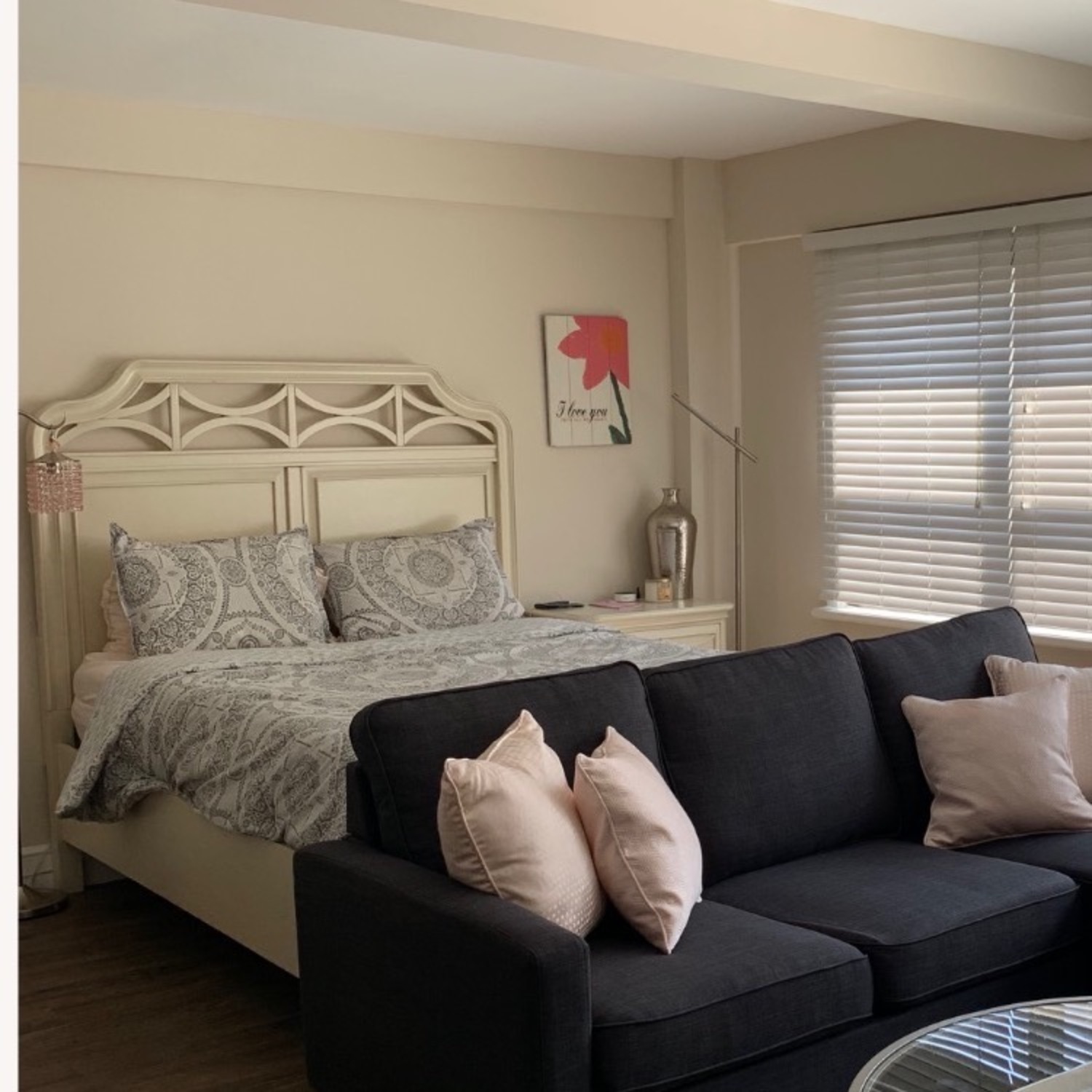 Bob's Discount Furniture Mystic Bay White Queen Bed - image-0