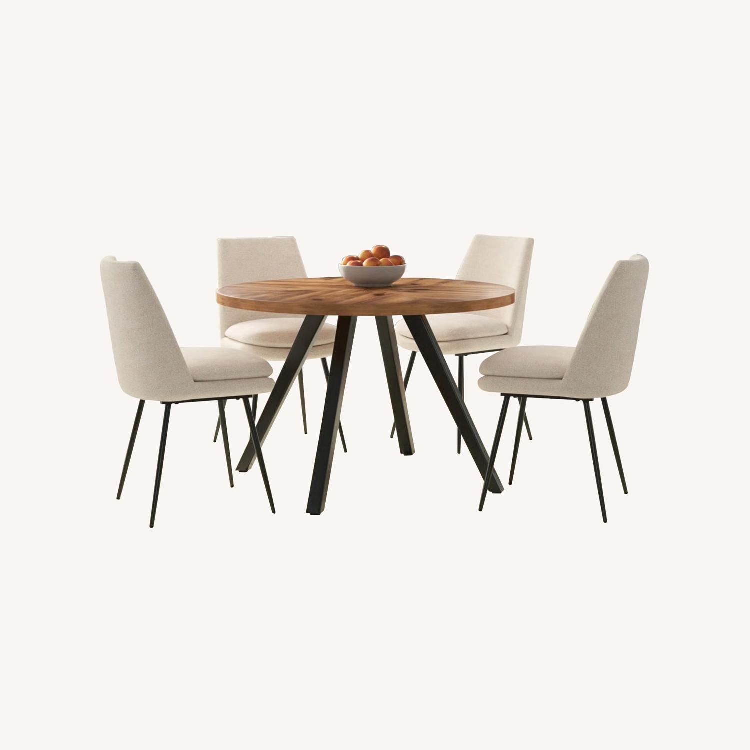 Wade Logan Moeller 4-Person Dining Table Set - image-0