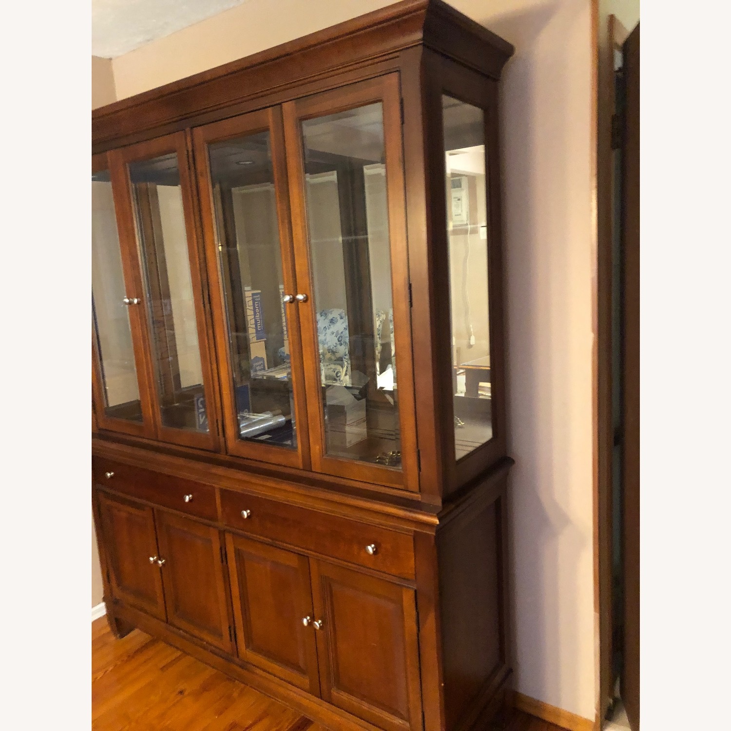 Thomasville Lighted China Cabinet - image-2