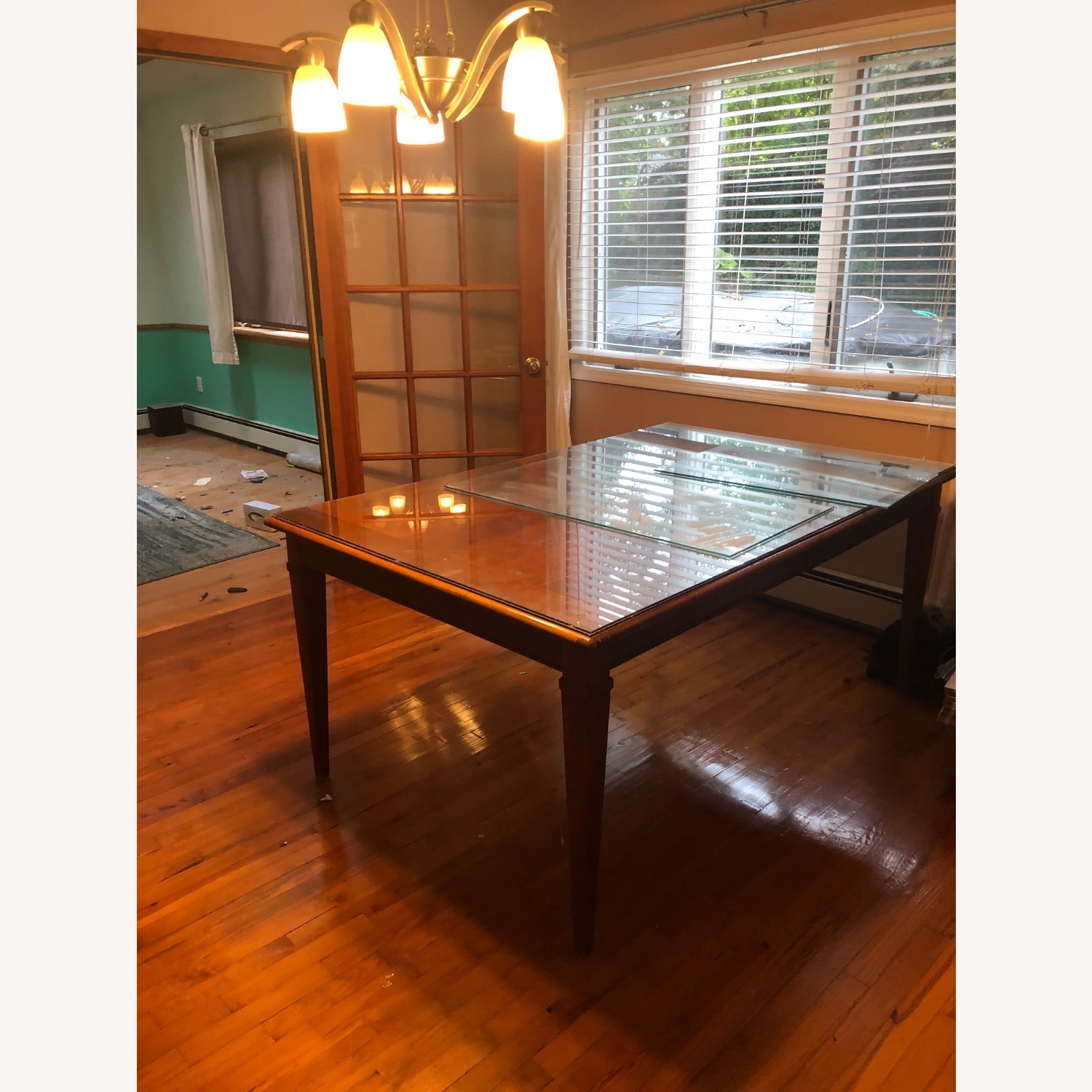 Thomasville Bridges 2.0 Dining Table and Chairs  - image-4