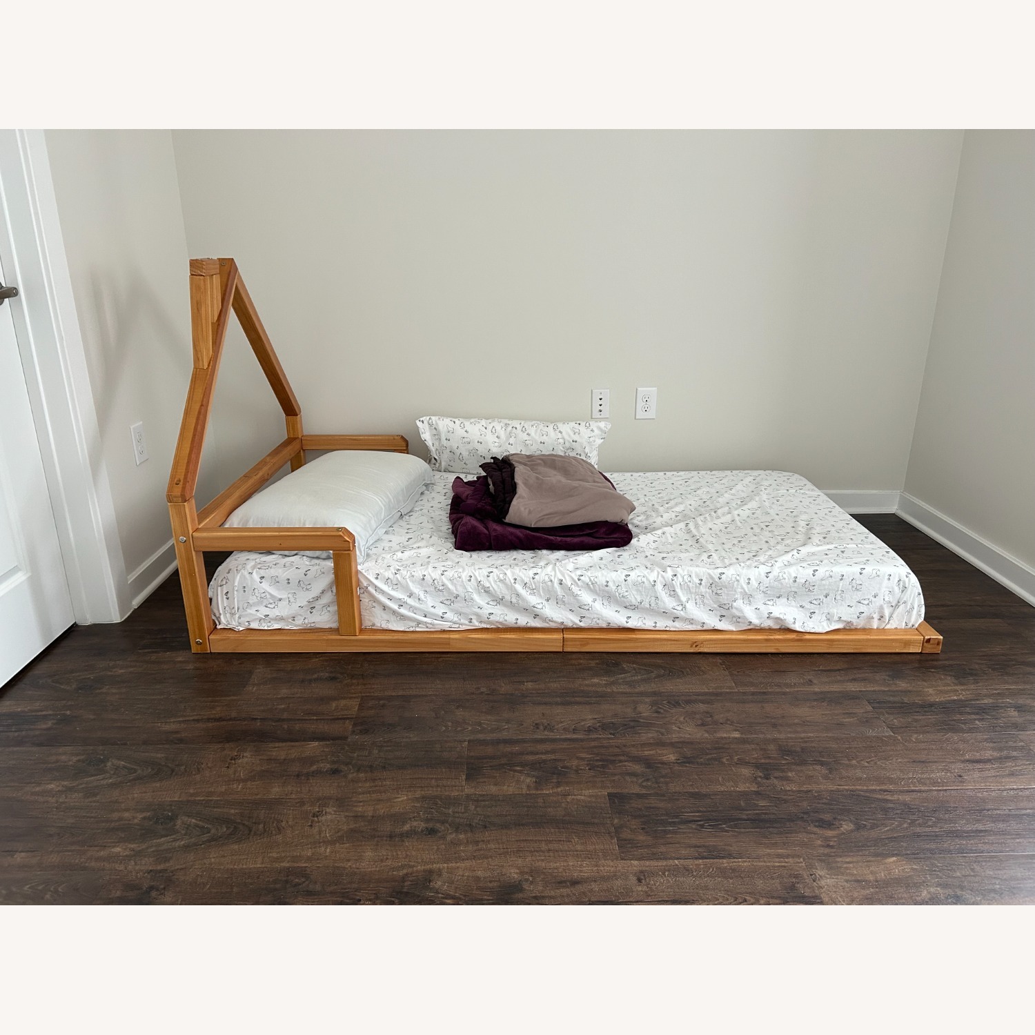 Light Brown Wood Twin Bed - image-3