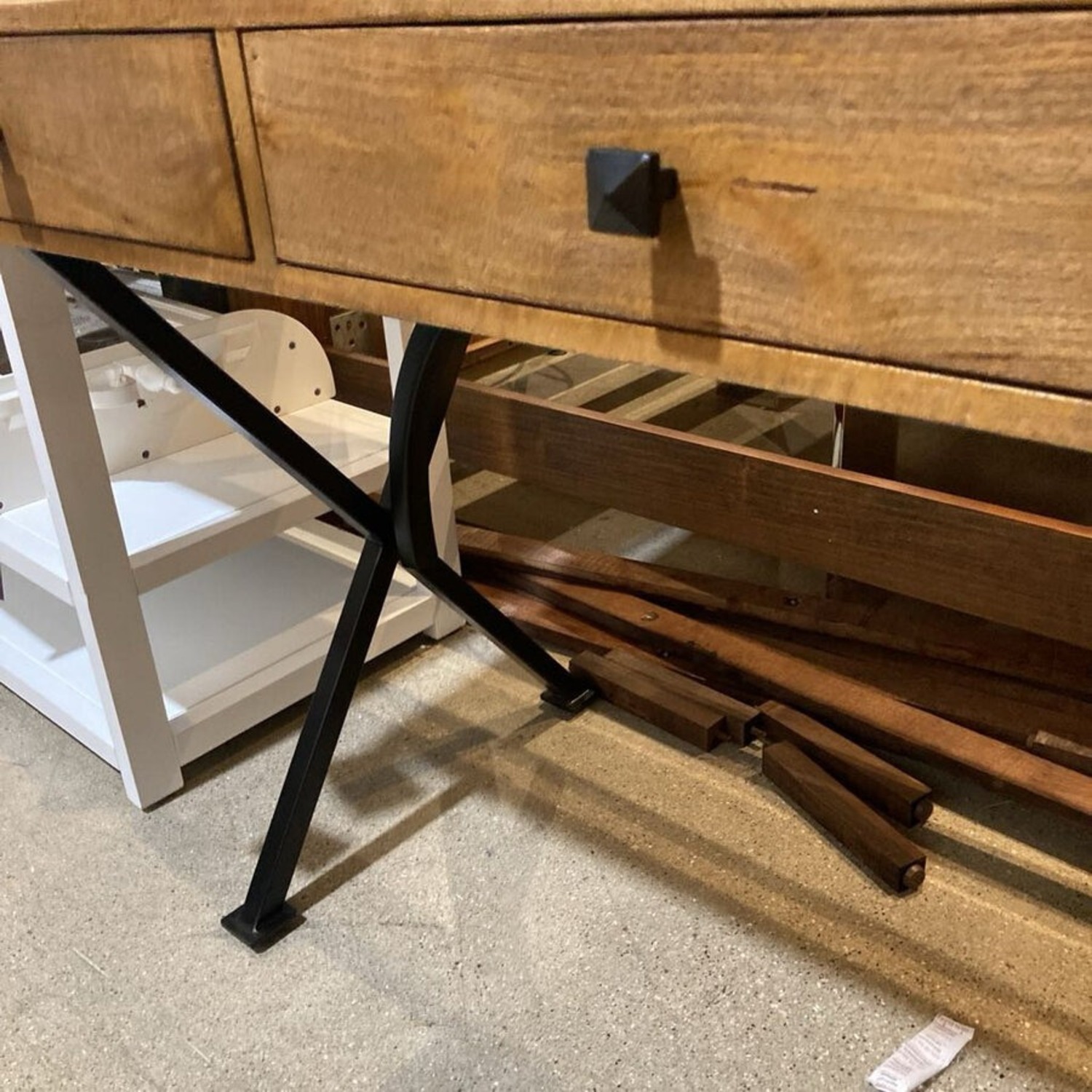 Villa2 Dakota Wood & Metal Desk - image-9