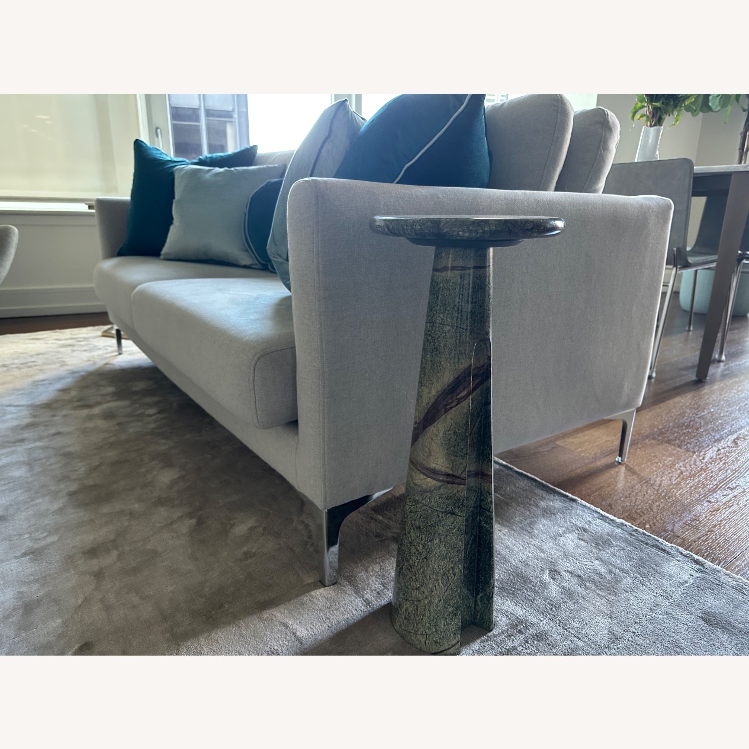 Casterly Pebble Loveseat - image-8