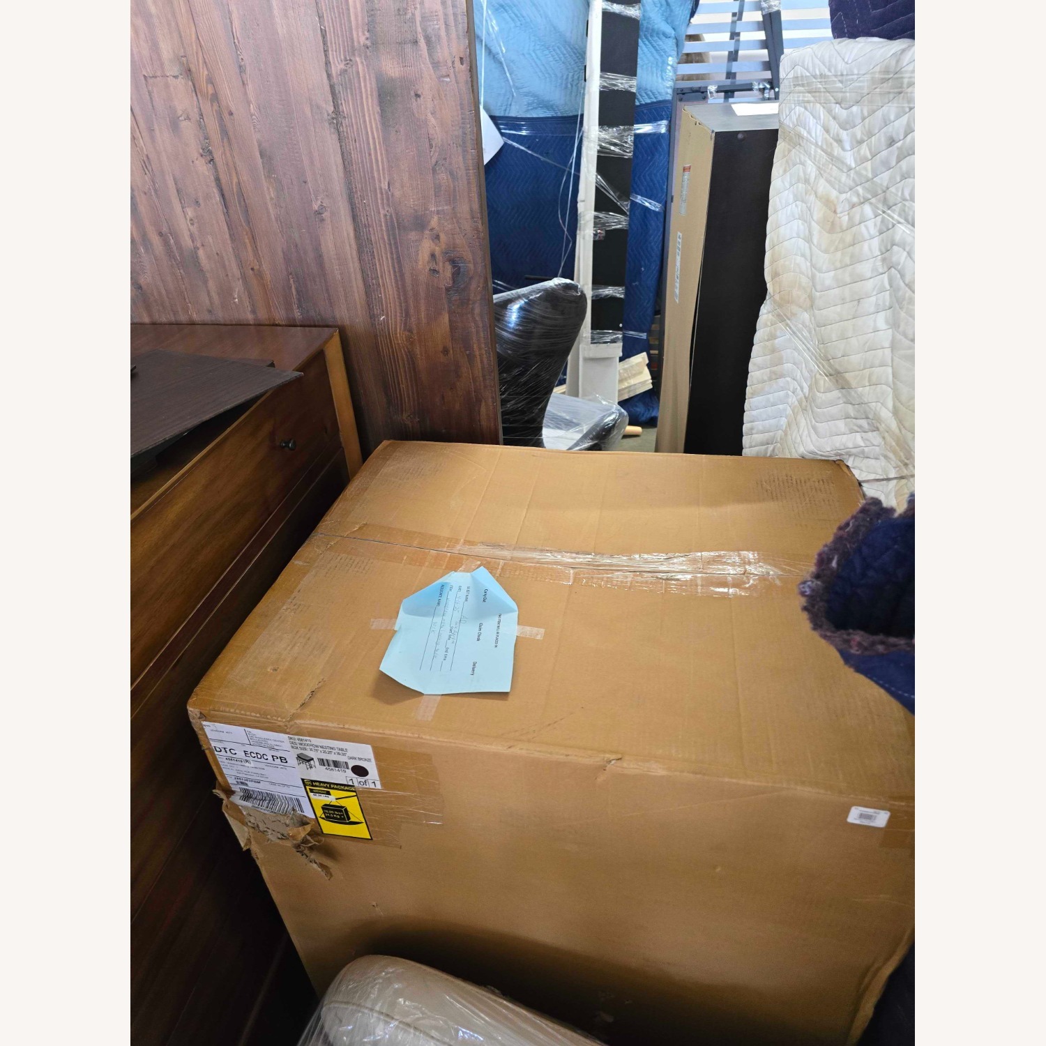 Pottery Barn Woodrow Metal Nesting Nightstand(24") - image-4