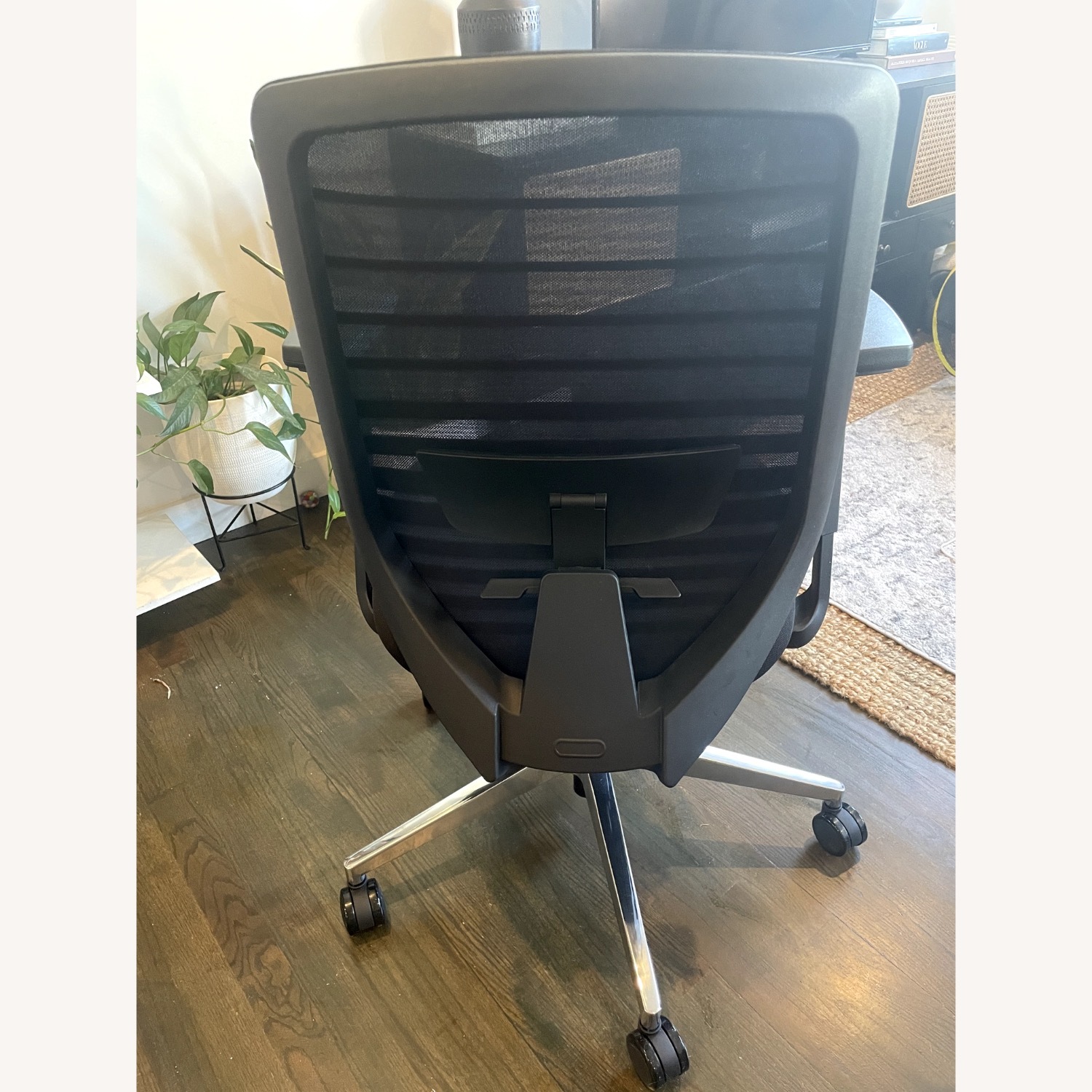 Branch Ergonomic Chair Black Fabric Office Chair - image-4