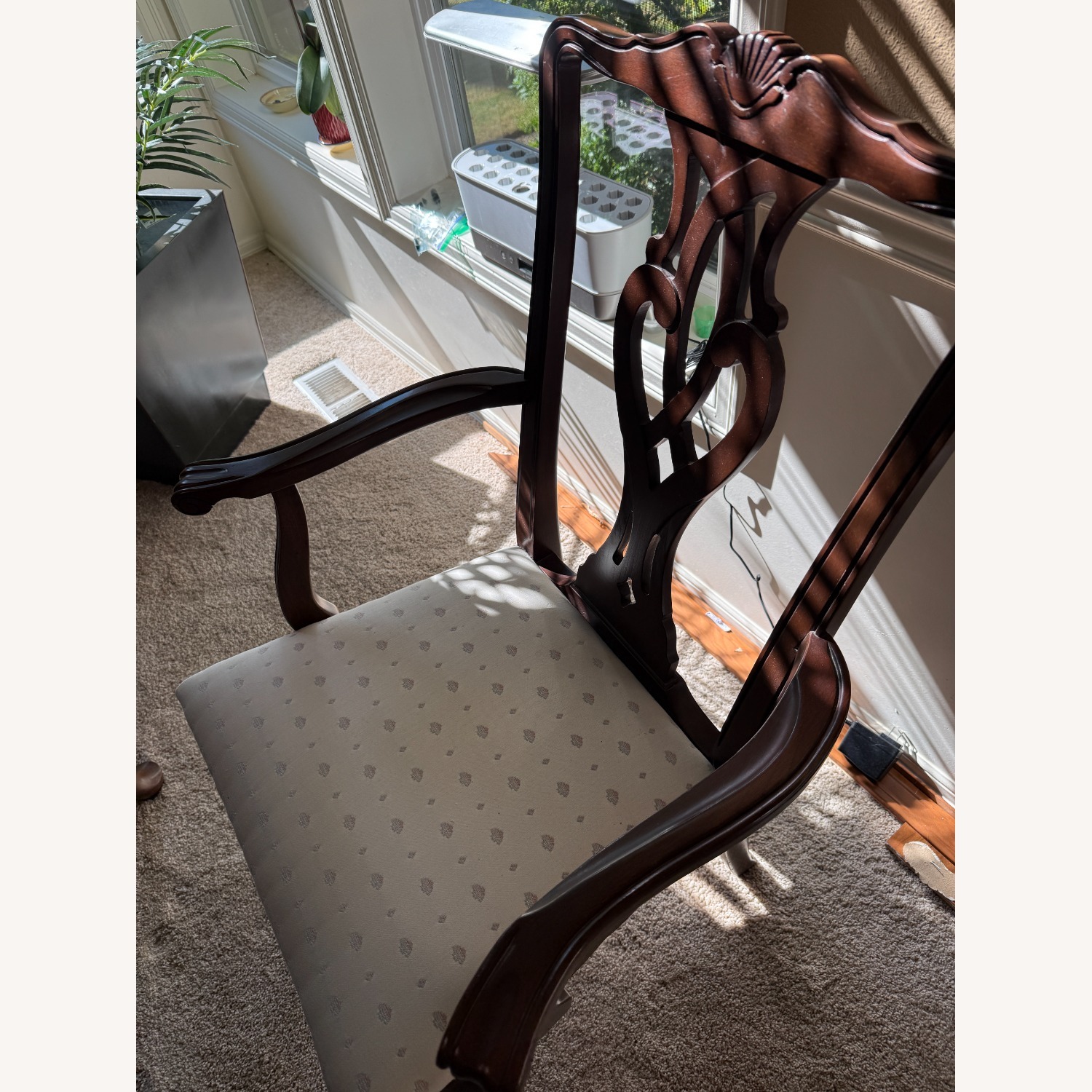 Ethan Allen Georgian Court Dining Set - image-9