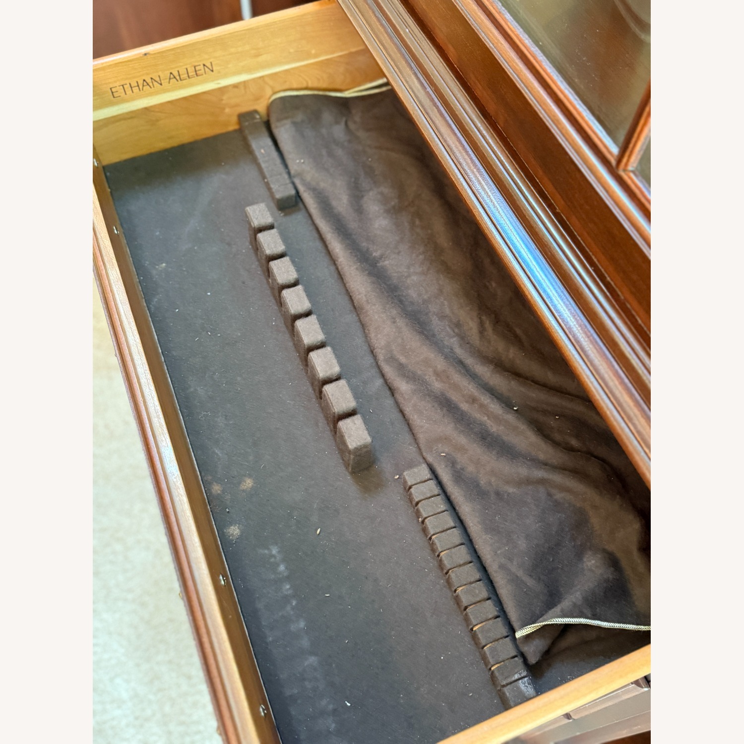 Ethan Allen Georgian Court Sideboard - image-8