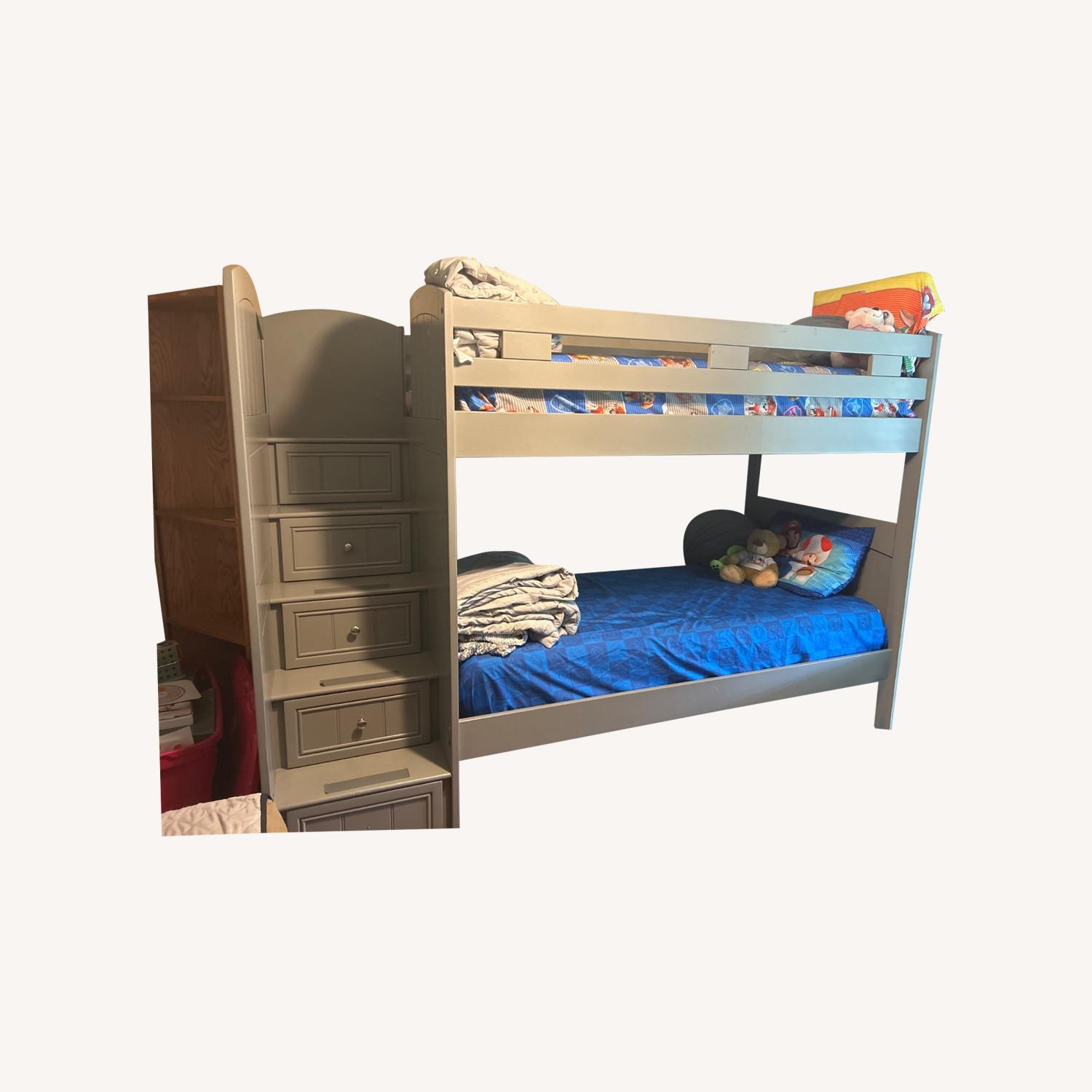 Rooms To Go Kids Cottage Colors Gray Twin/full Step Bunk - image-0