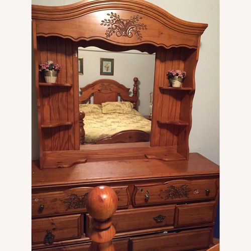 Used Vintage/Antique Dresser for sale on AptDeco