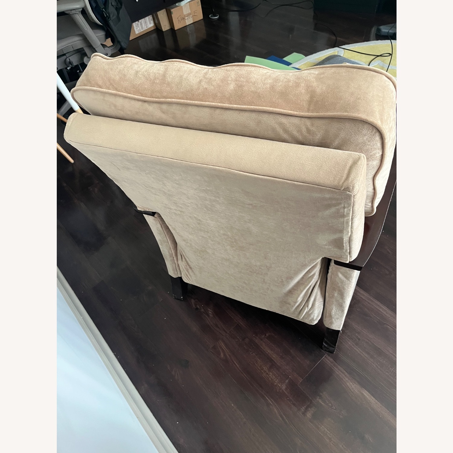 La-Z-Boy Carlyle High Leg Recliner - image-3