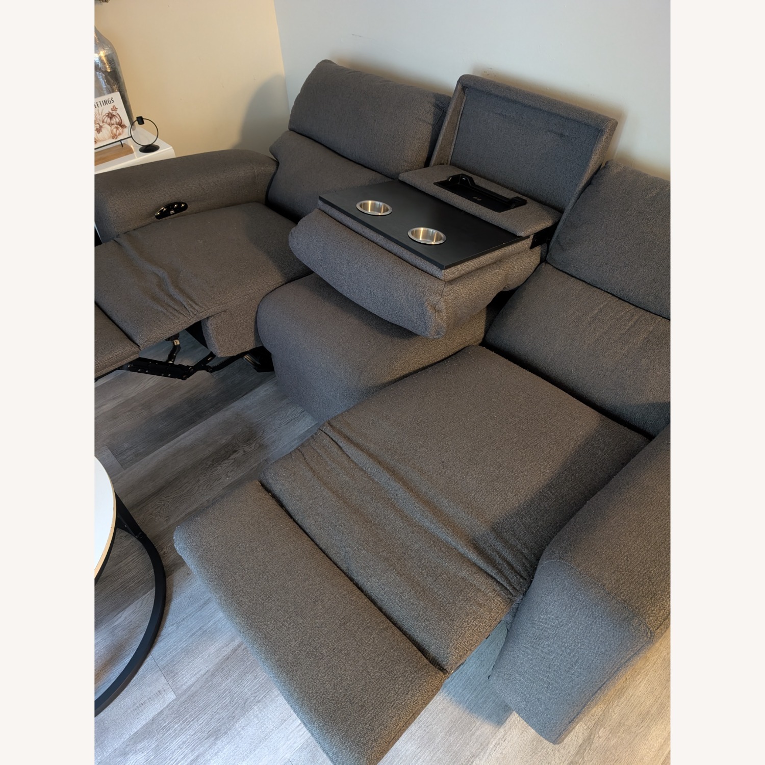 Bob's Furniture Farmhouse Gray Electric Sofa - image-5