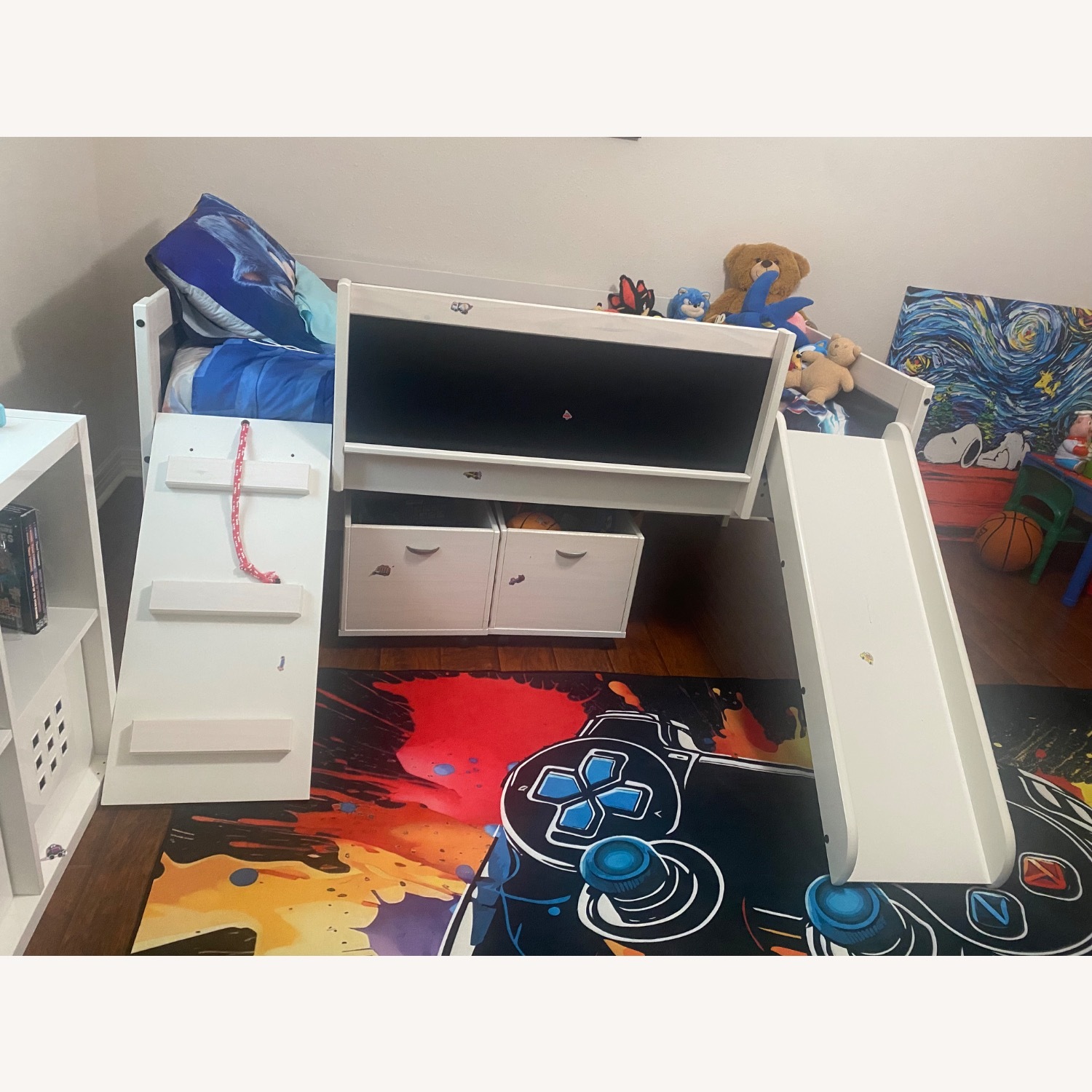 Zoomie Kids White Wood Twin Bed - image-1