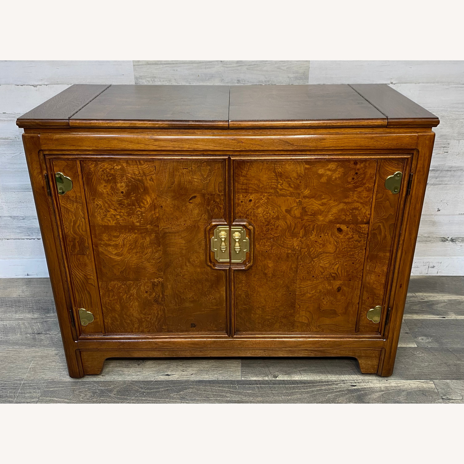 Thomasville Chinoiserie Flip Top Bar Cart - image-12