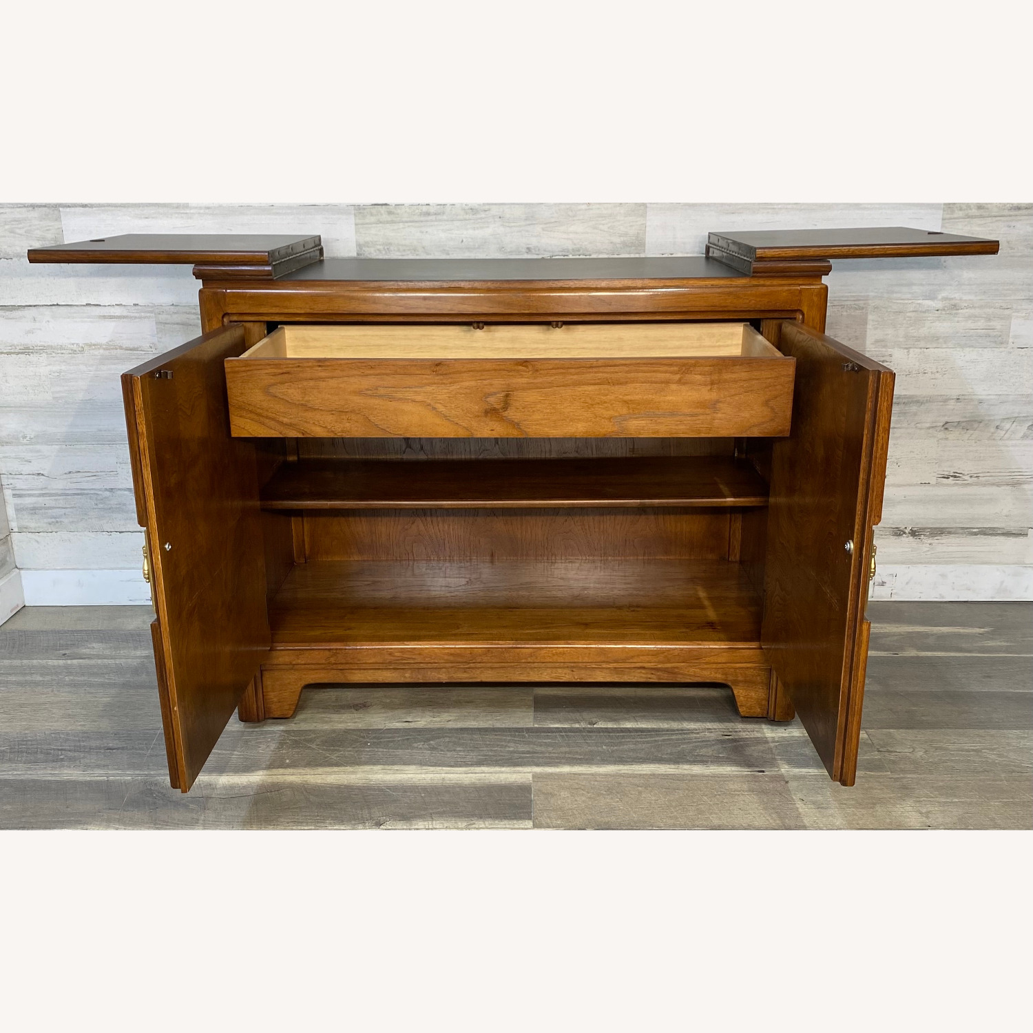 Thomasville Chinoiserie Flip Top Bar Cart - image-9