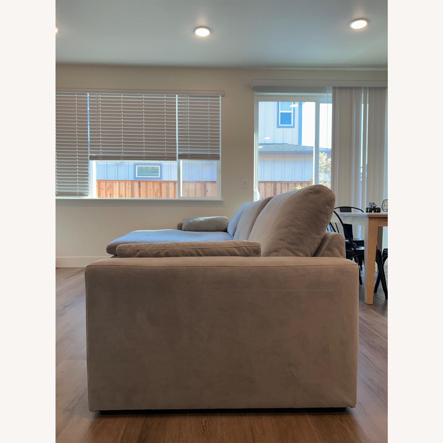 Ashley Furniture Sophie Sectional - image-2