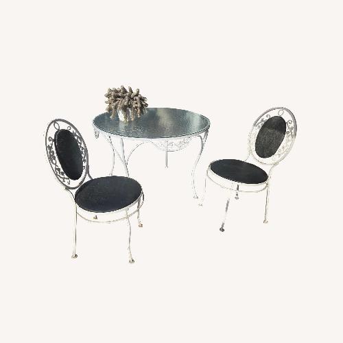 Used Vintage/Antique Finds White Metal Patio Furniture for sale on AptDeco