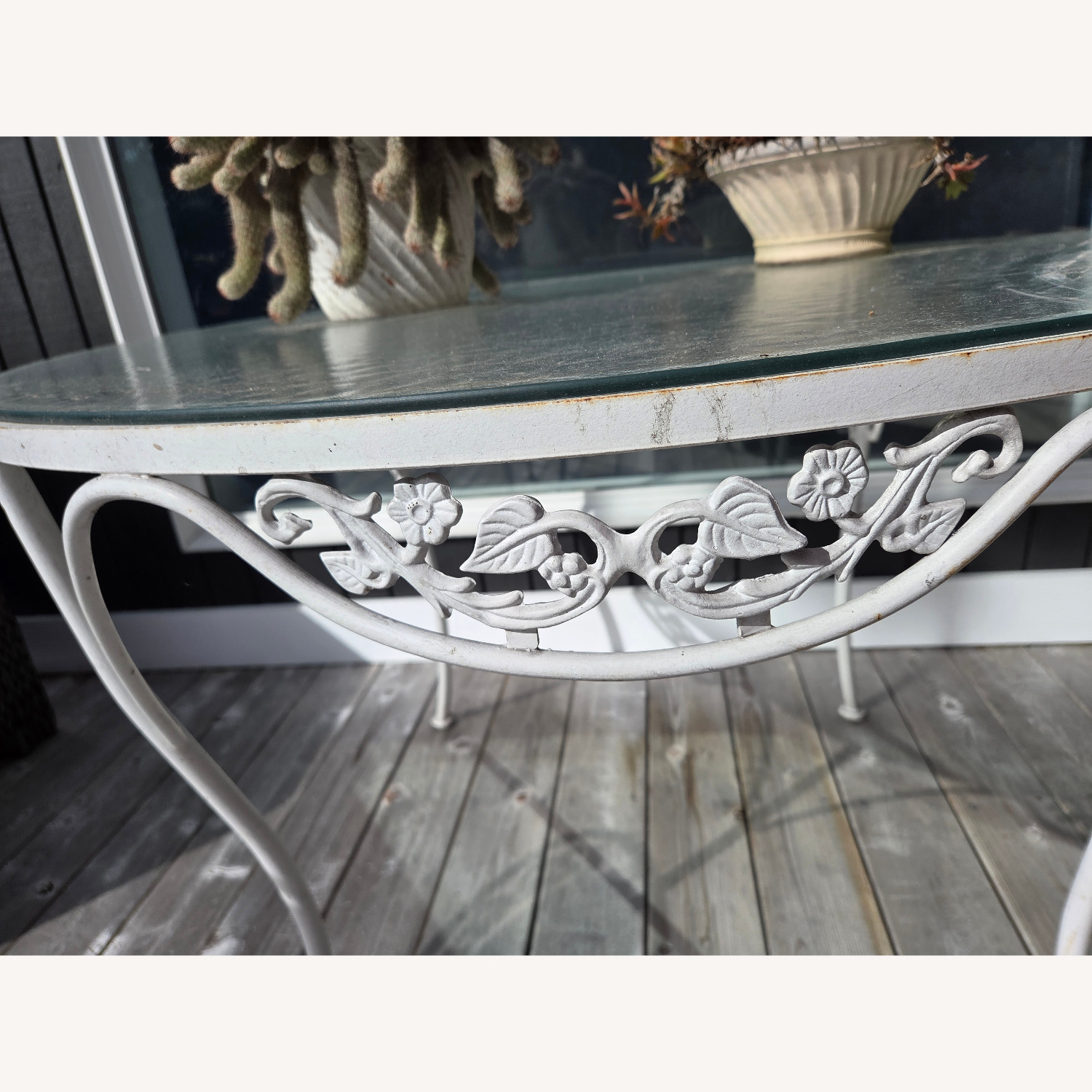 Vintage/Antique Finds White Metal Patio Furniture - image-2