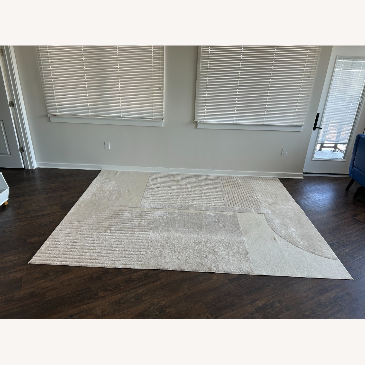 Courtyard Geometric Indoor Rug (8' by 10') - image-3