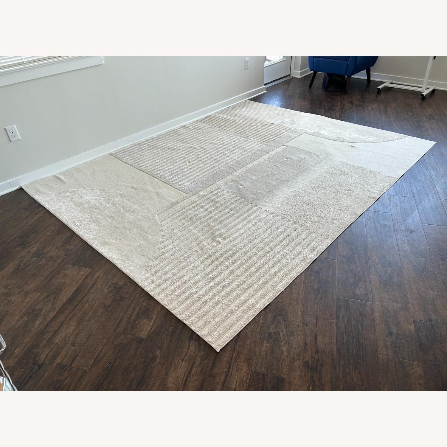 Courtyard Geometric Indoor Rug (8' by 10') - image-2