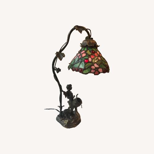 Used Vintage/Antique Finds Metal Table Lamp for sale on AptDeco