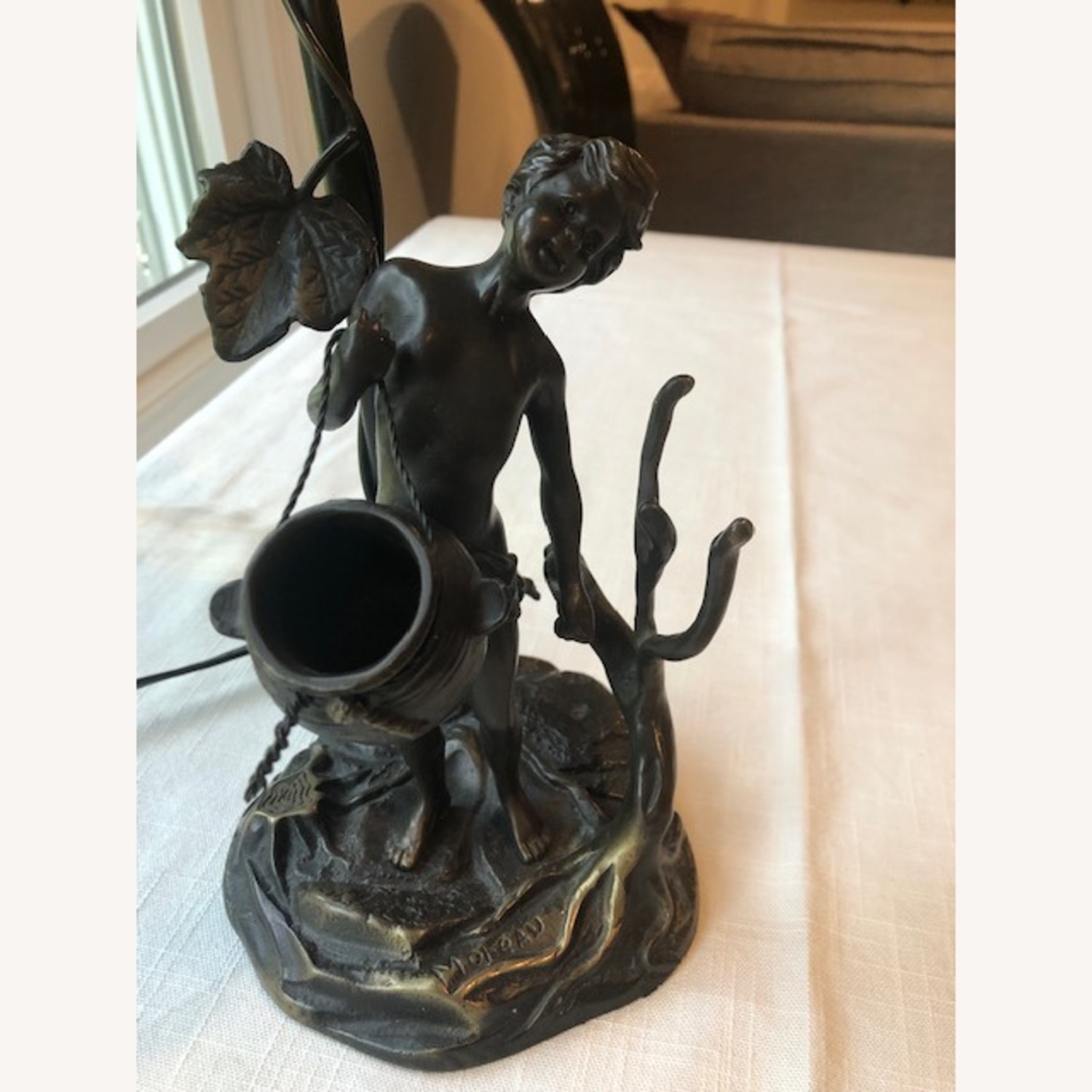 Vintage/Antique Finds Metal Table Lamp - image-9