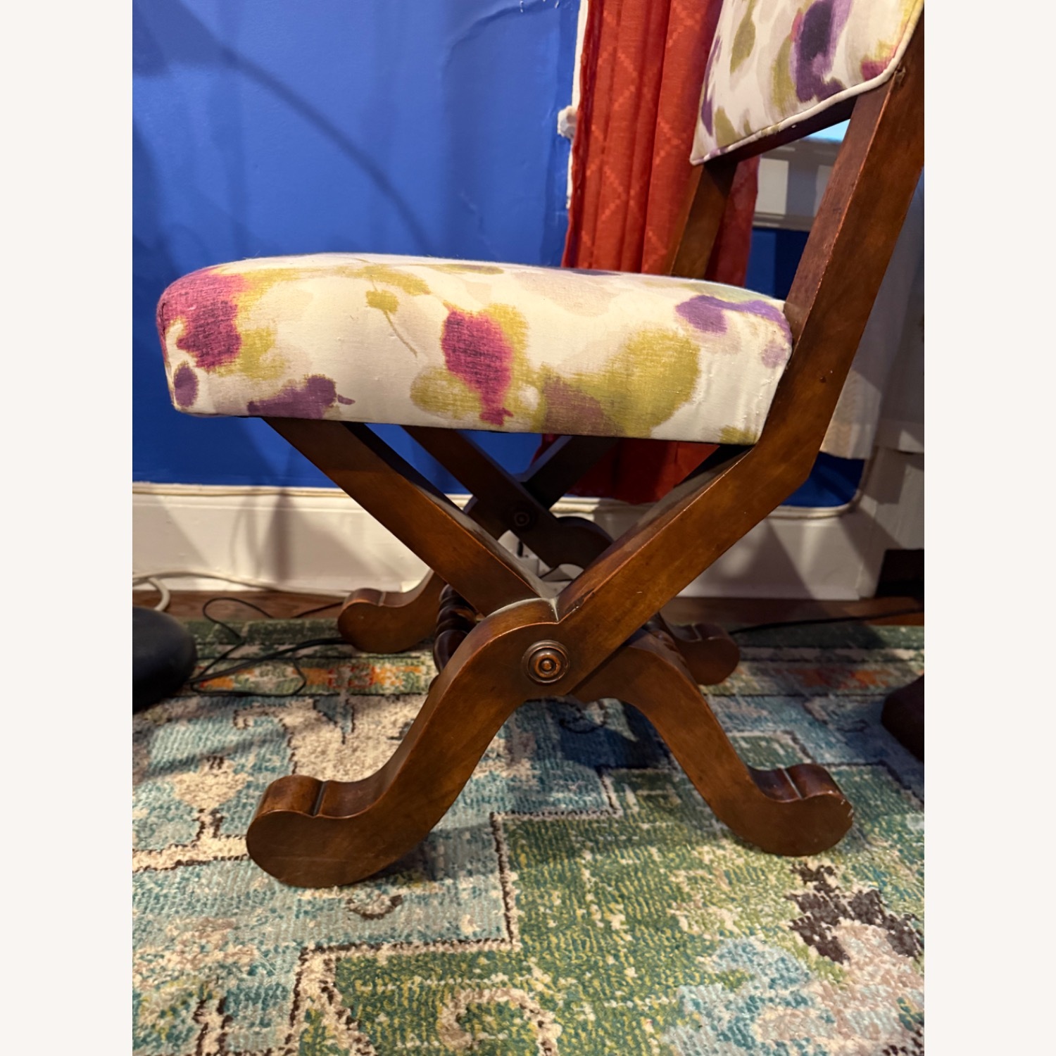 Vintage/Antique Finds Accent Chair - image-5