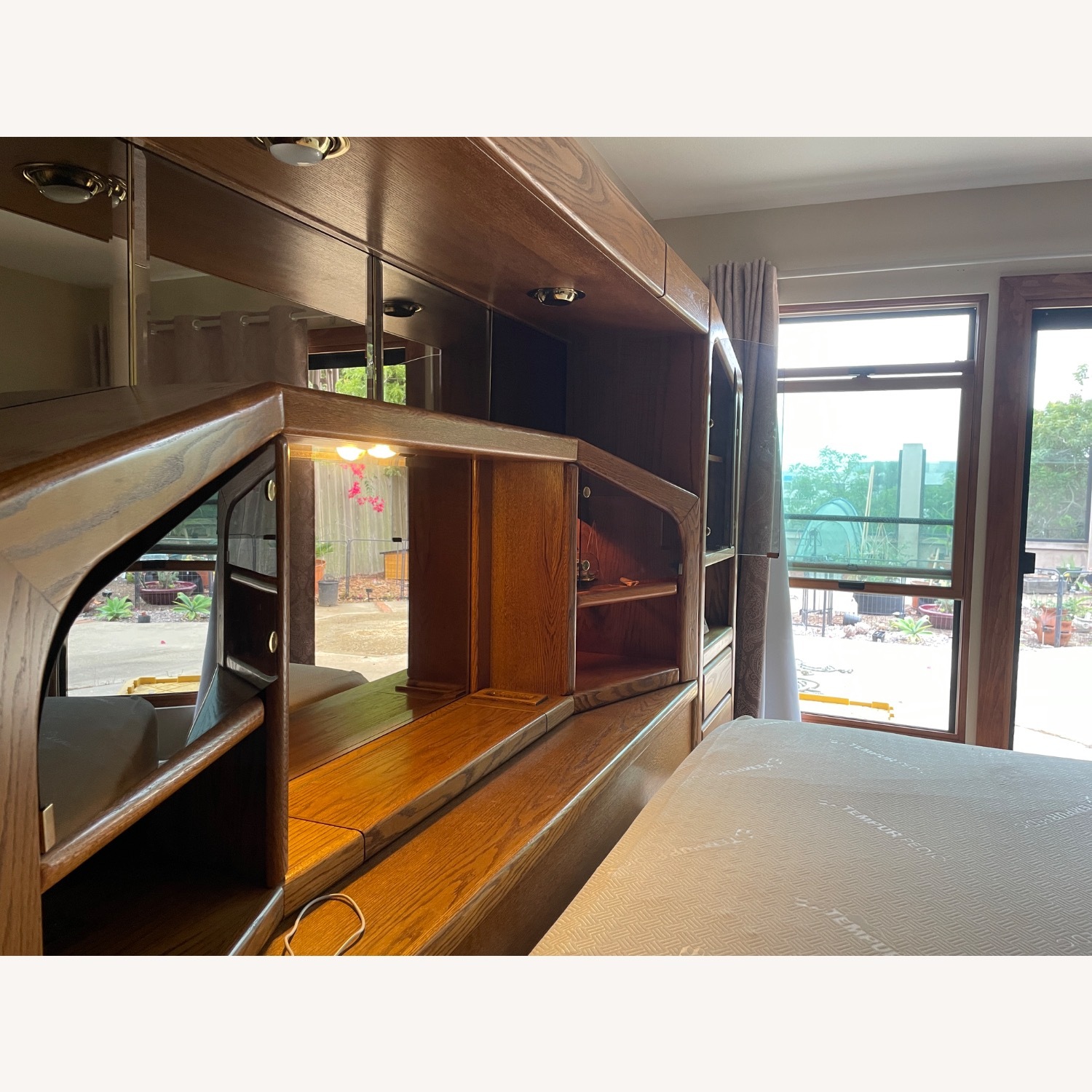 Vintage Arbek Oak Wall Unit storage Bed CalKing - image-2