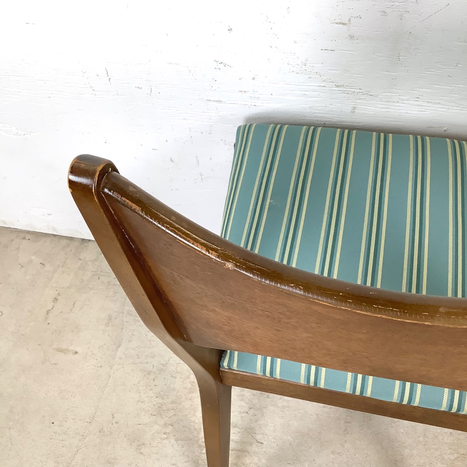 Mid-Century Broyhill Dining Chairs Set of Six - image-11