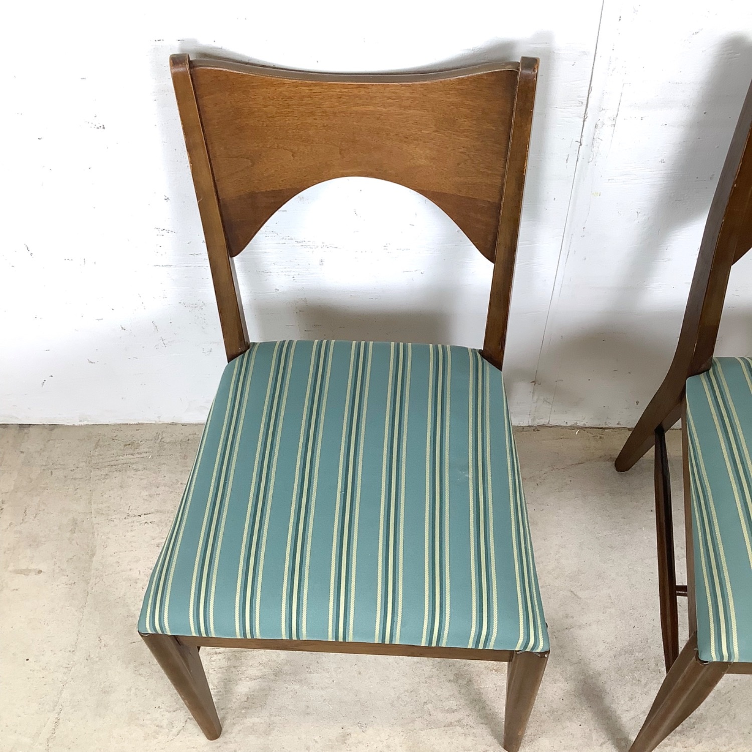 Mid-Century Broyhill Dining Chairs Set of Six - image-15