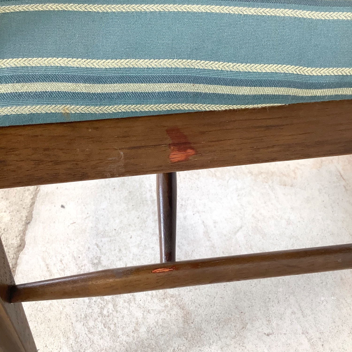 Mid-Century Broyhill Dining Chairs Set of Six - image-17