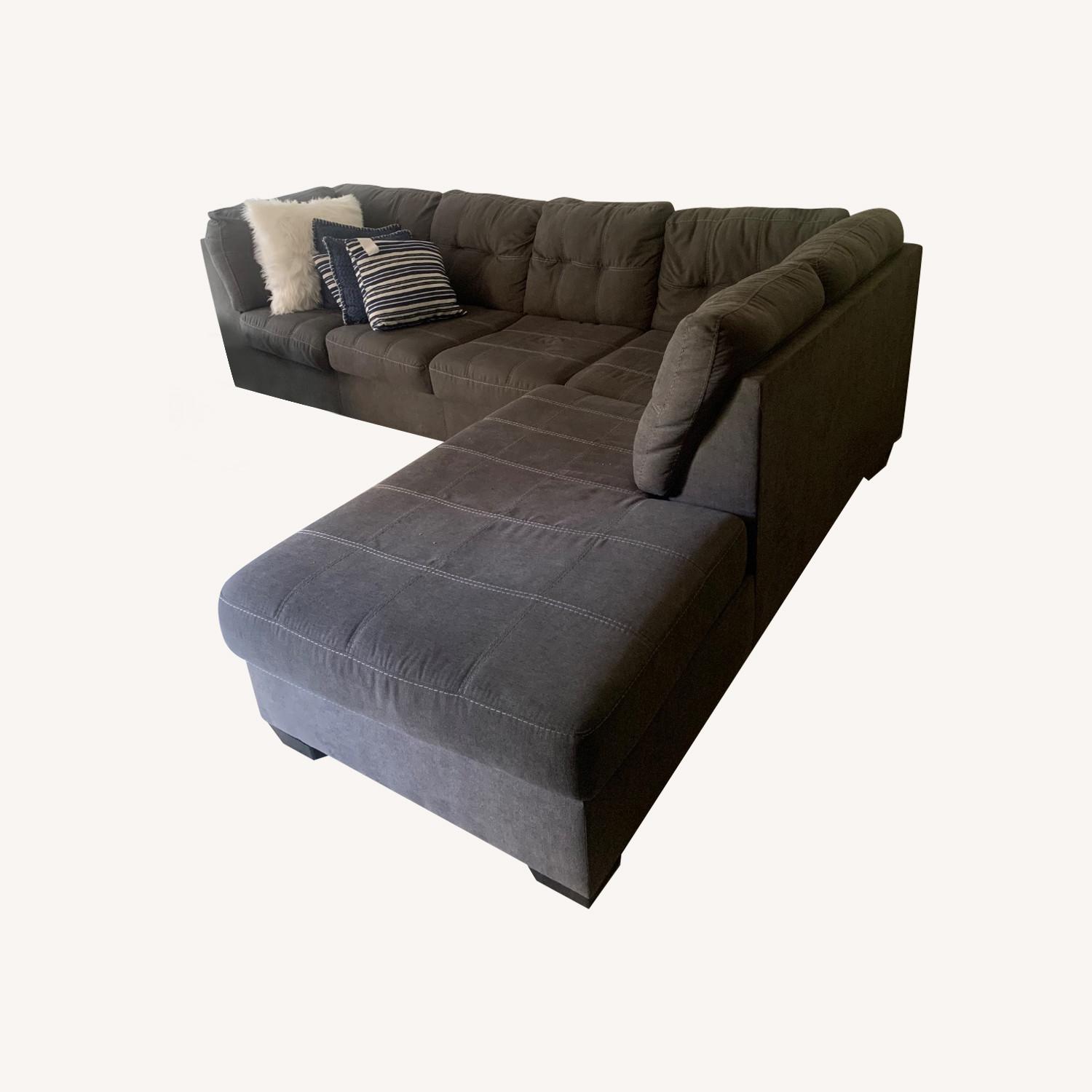 Living Room Set - image-0