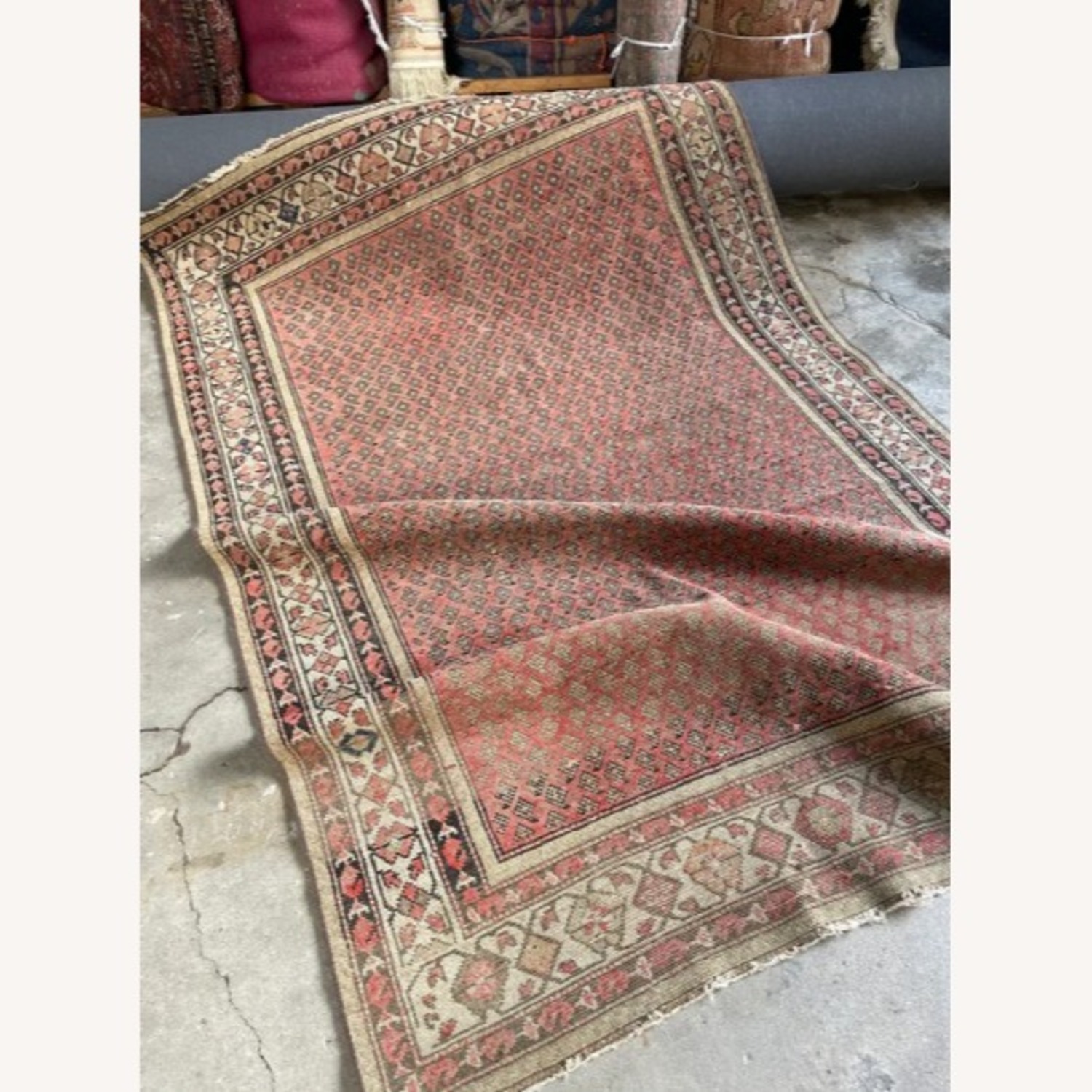 Vintage/Antique Area Rug 4.3' x 6.5' - image-5