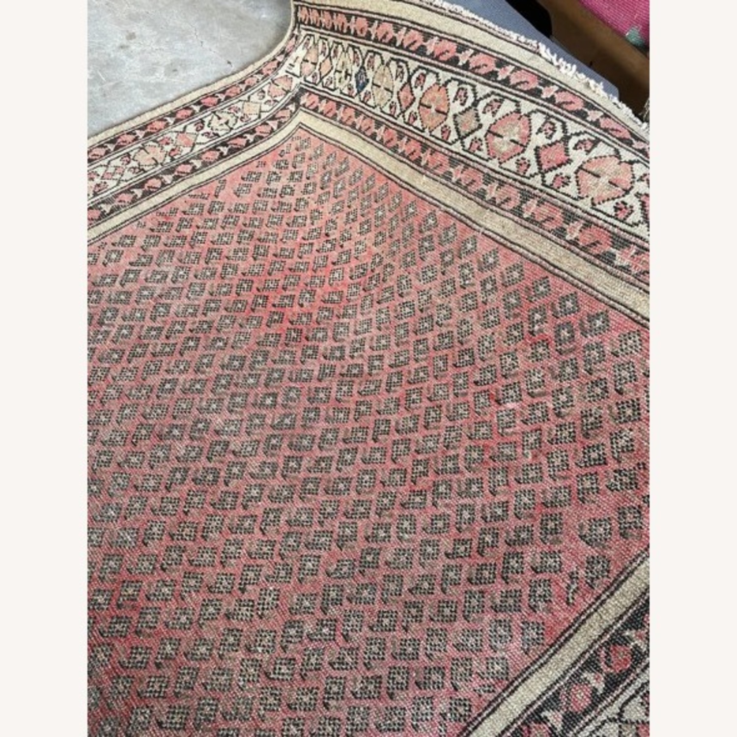 Vintage/Antique Area Rug 4.3' x 6.5' - image-7