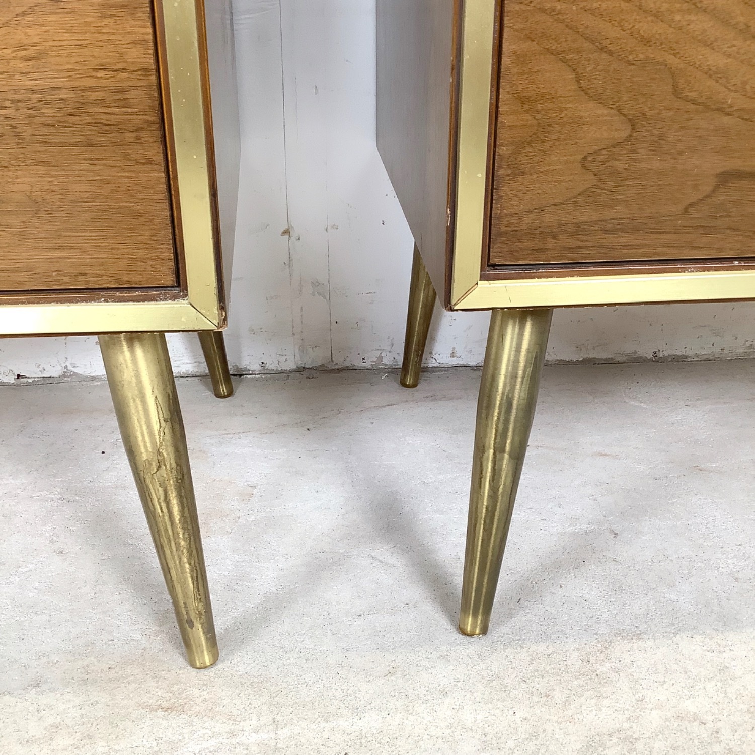 Mid-Century Modern Nightstands- Pair - image-11