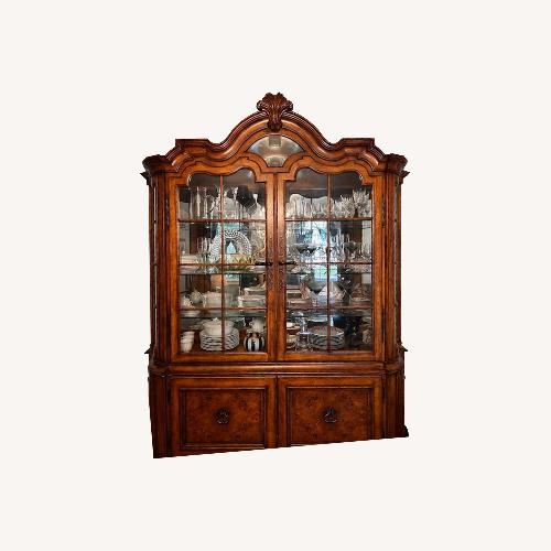 【名品】送料込み Thomasville ファニチャー キャビネット Thomasville China Cabinet - AptDeco