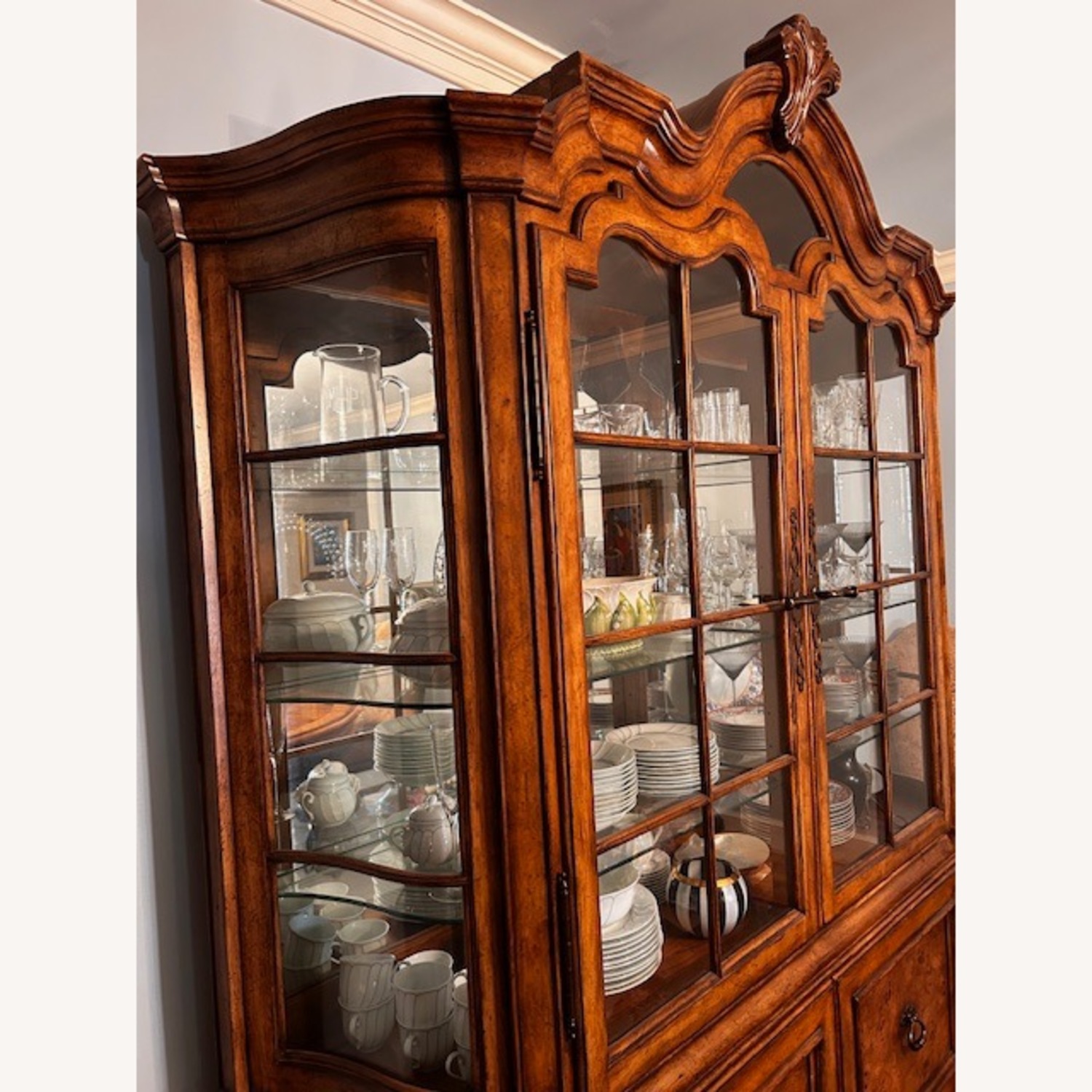 Thomasville Furniture Industries Hutch - image-2