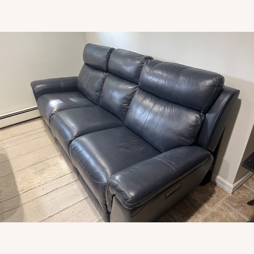 Used Value City Furniture Blue 3+ Seater Sofa for sale on AptDeco