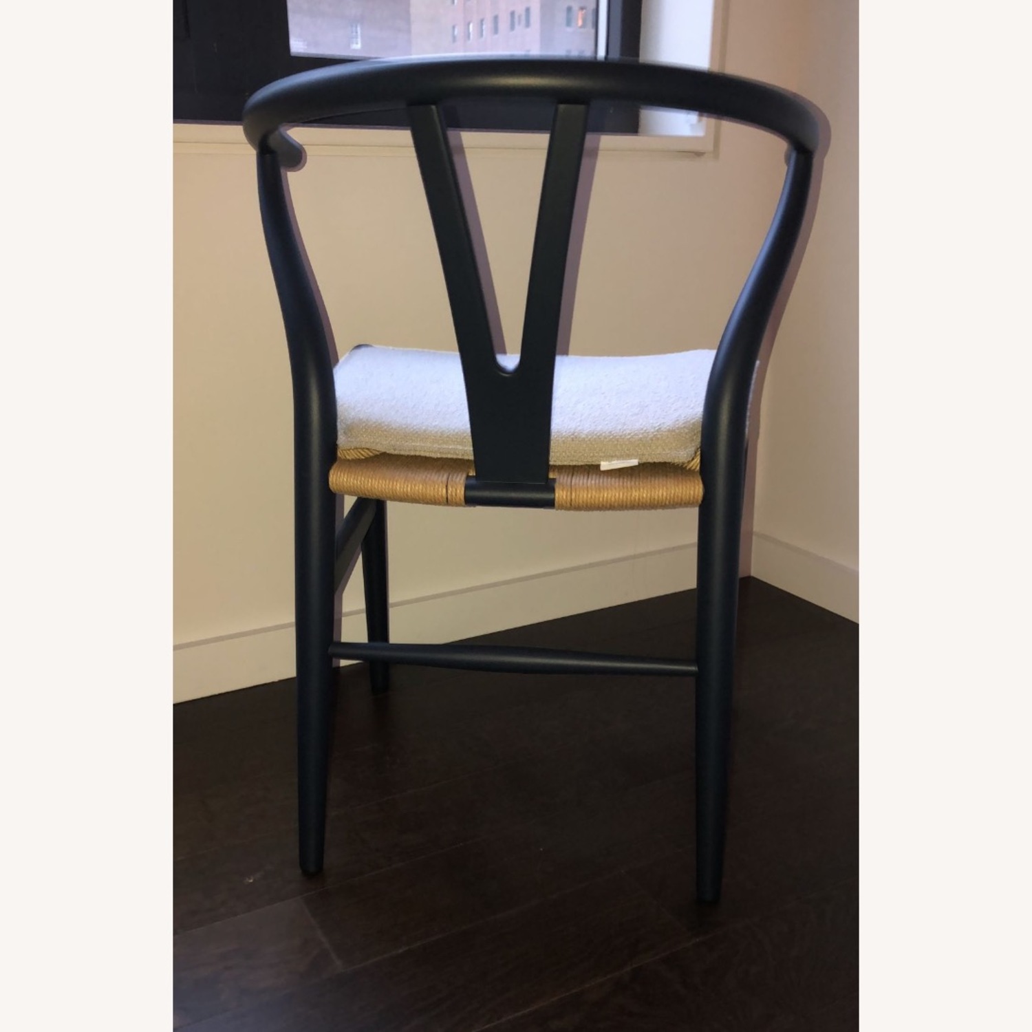 Lumens 4x CH24 Wishbone Chair Soft Colors + Cushion  - image-3