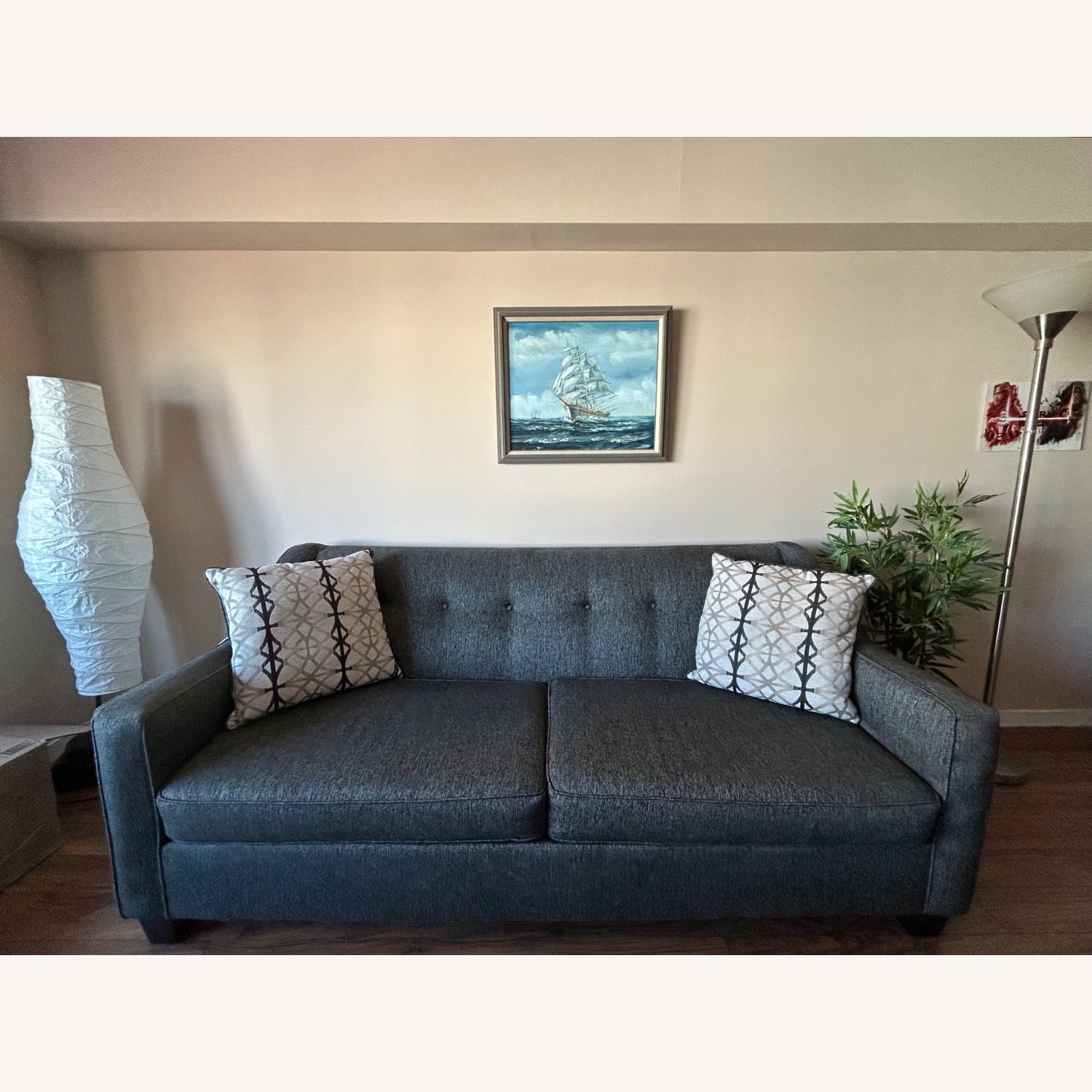 Bob's Discount Furniture 3 Seater Sofa - image-3