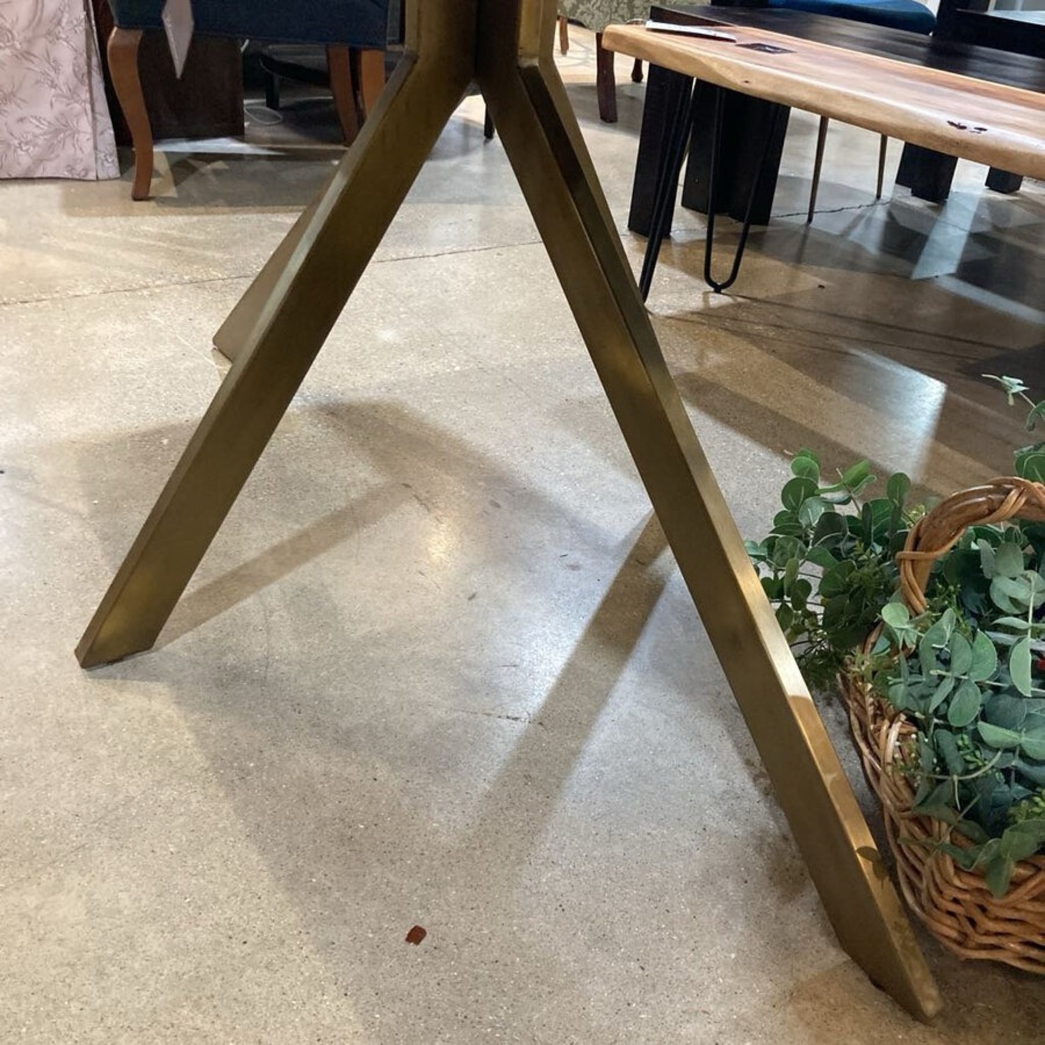 Bloomhome Carter Rectangle Solid Wood Dining Table - image-7