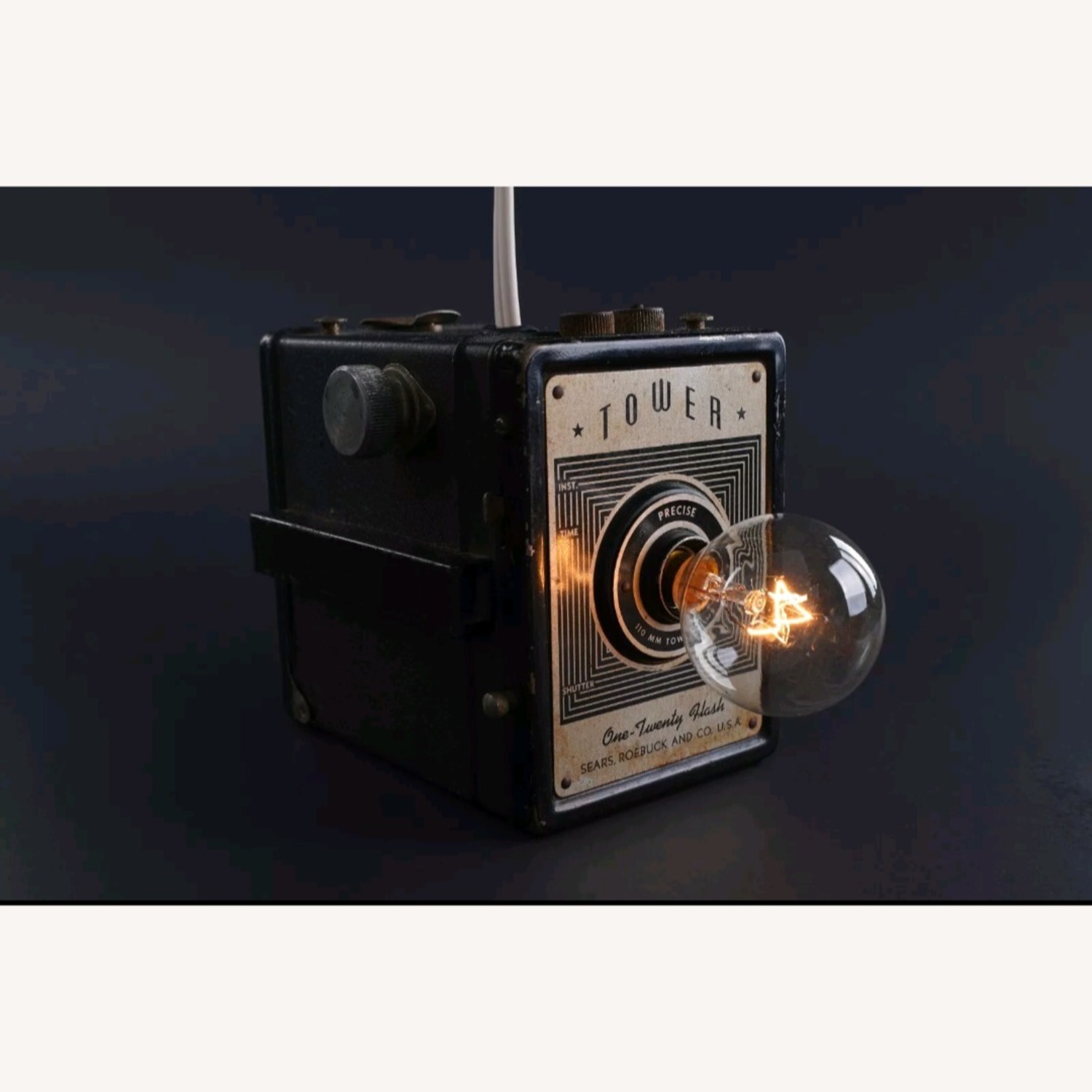 Vintage Camera Lamp – Tower One-Twenty Flash  - image-9